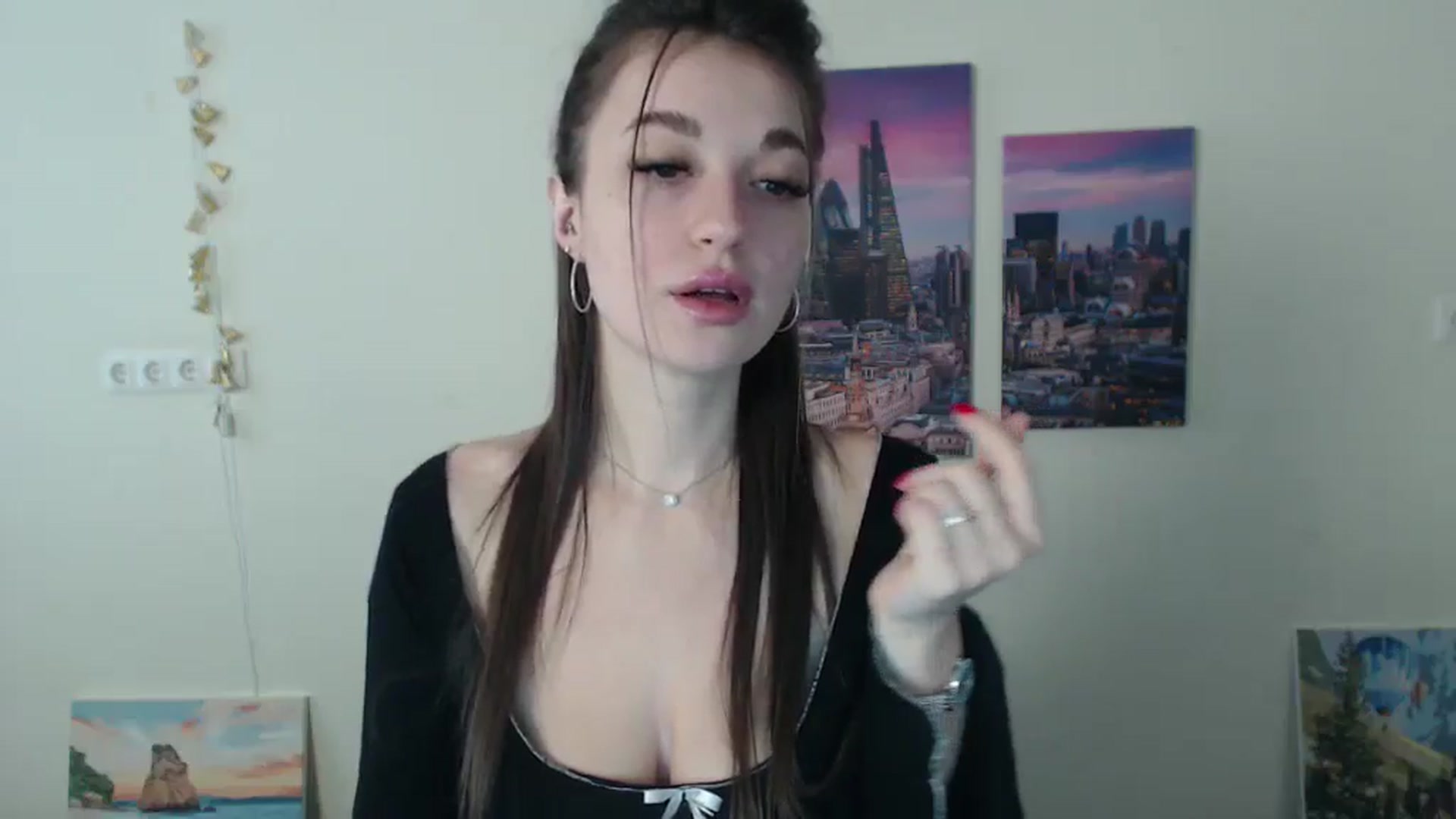 Gallery image thumbnail from Eva_Eldis's myfreecams stream on, 12/15/2024, 13:50 image 6 of 20