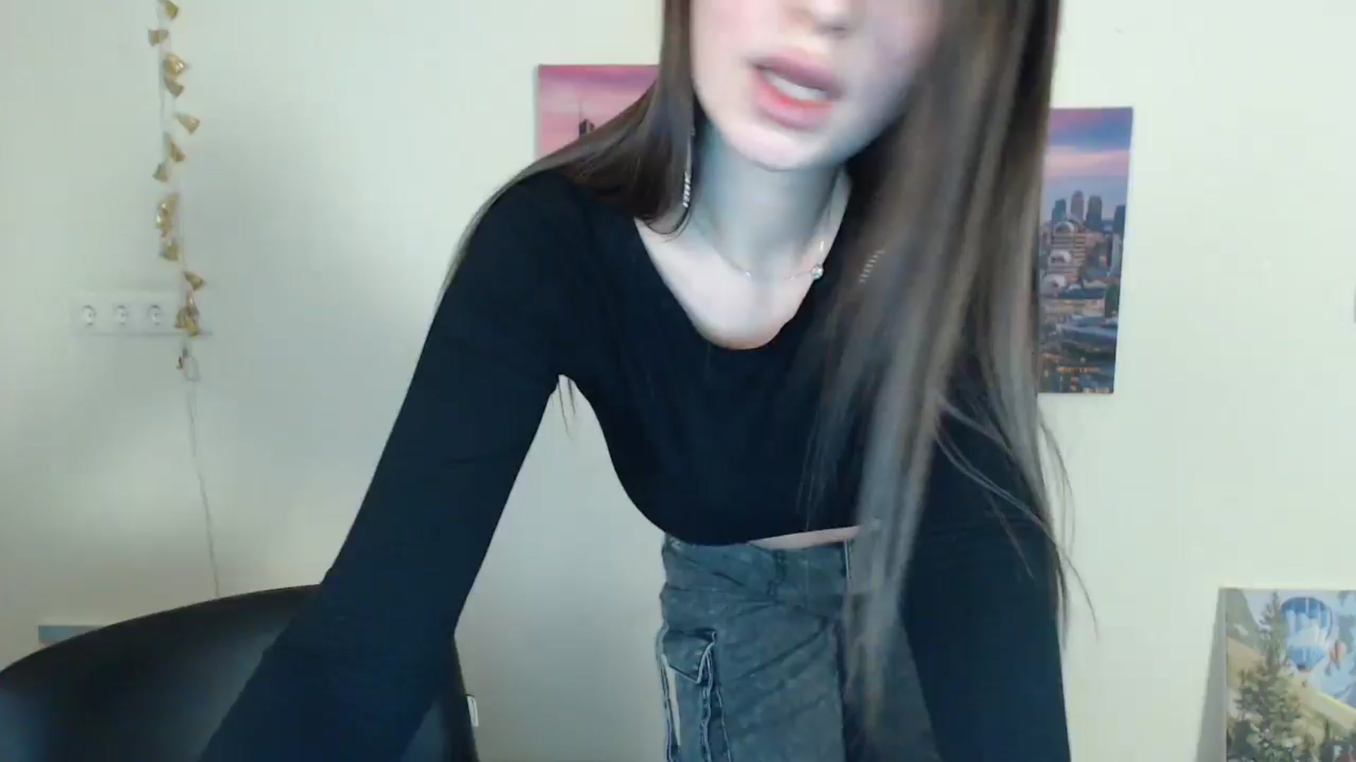 Gallery image thumbnail from Eva_Eldis's myfreecams stream on, 12/30/2024, 15:06 image 1 of 20