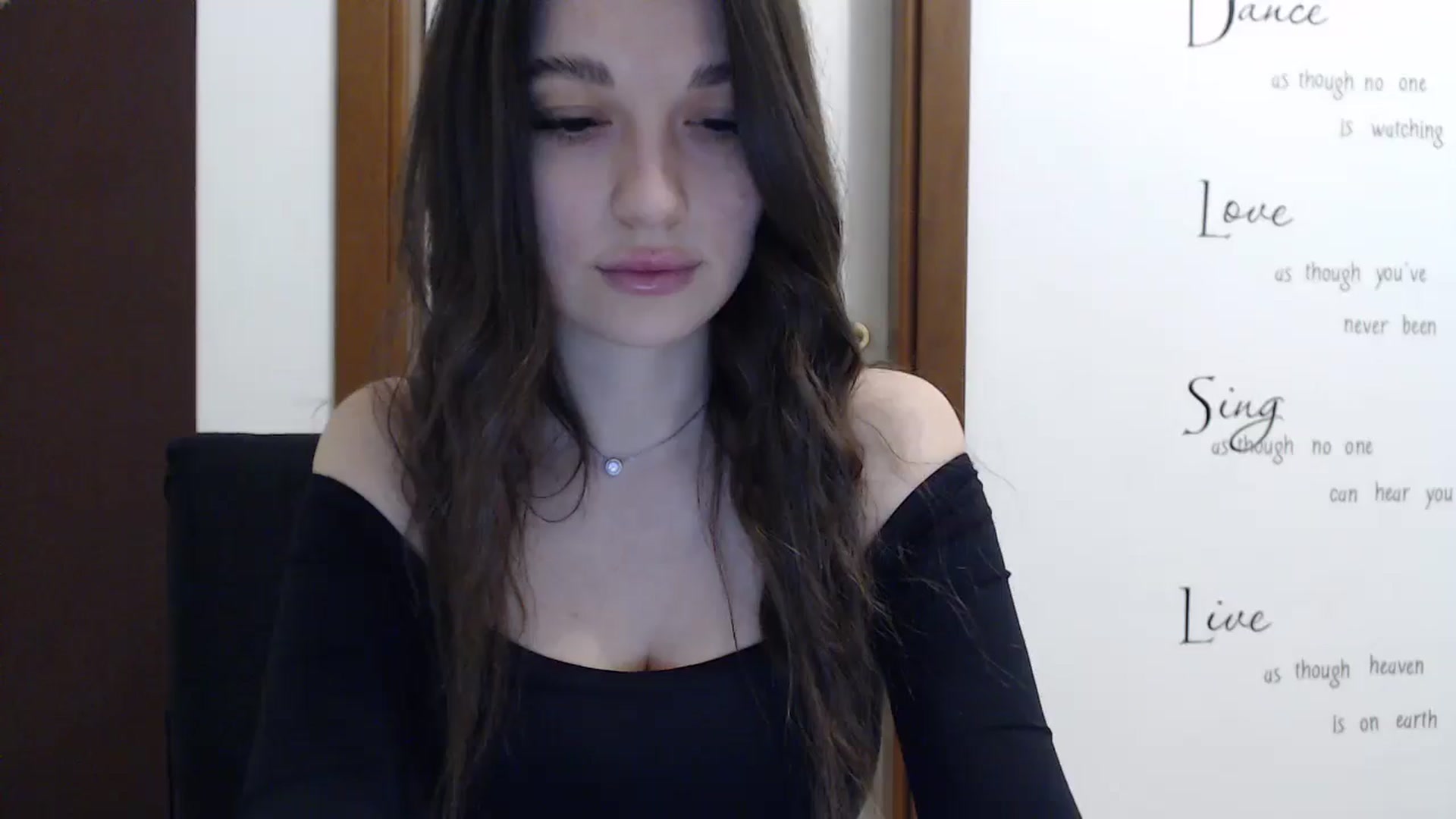 Gallery image thumbnail from Eva_Eldis's myfreecams stream on, 04/20/2025, 20:14 image 10 of 20