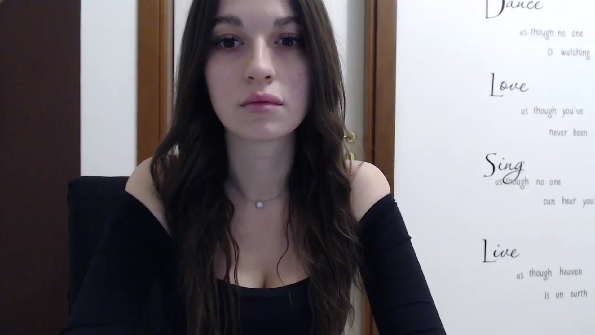 Gallery image thumbnail from Eva_Eldis's myfreecams stream on, 04/20/2025, 20:14 image 3 of 20