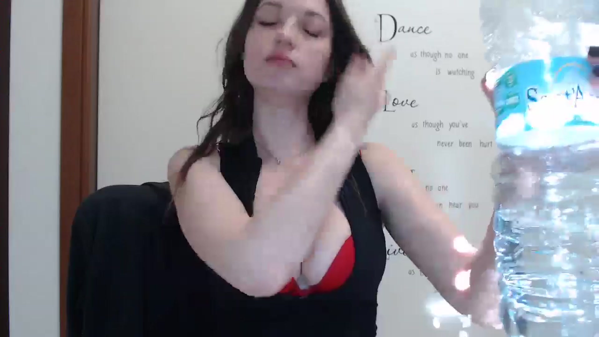 Gallery image thumbnail from Eva_Eldis's myfreecams stream on, 05/18/2025, 16:29 image 16 of 20