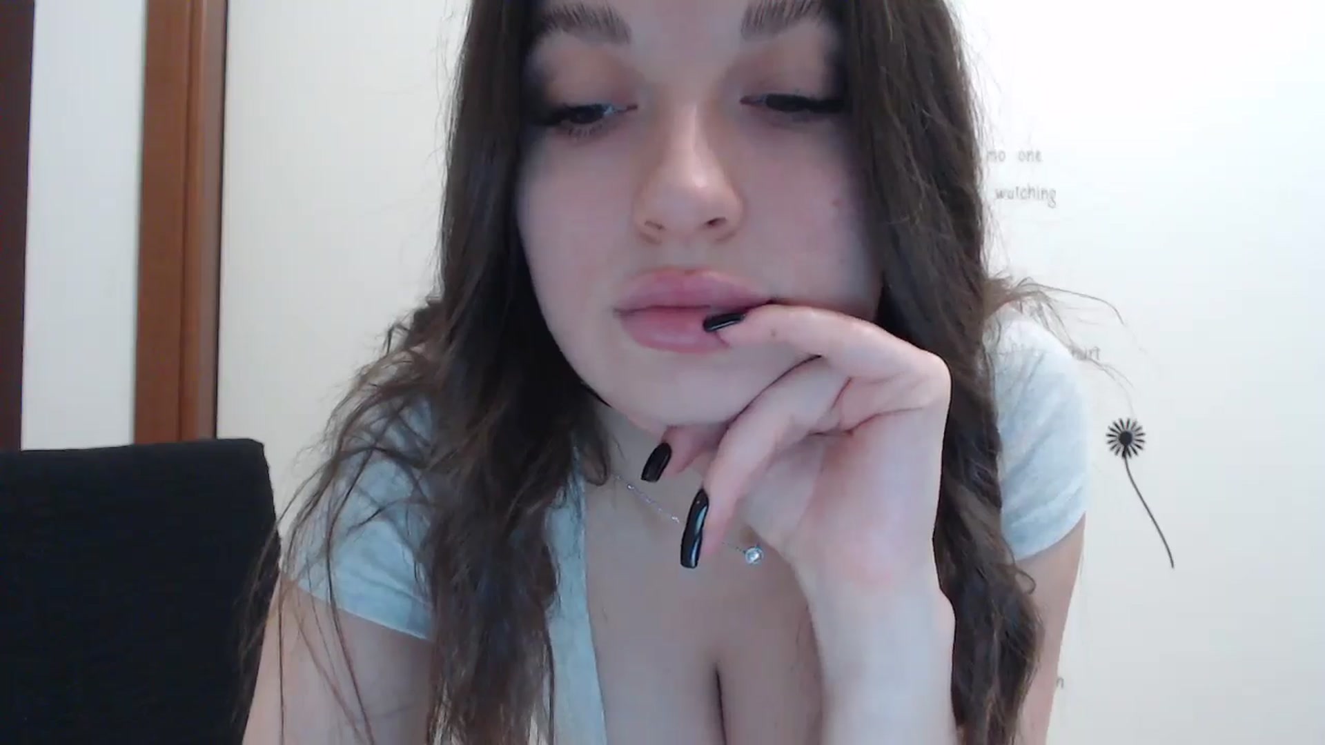 Gallery image thumbnail from Eva_Eldis's myfreecams stream on, 05/19/2025, 14:10 image 20 of 20