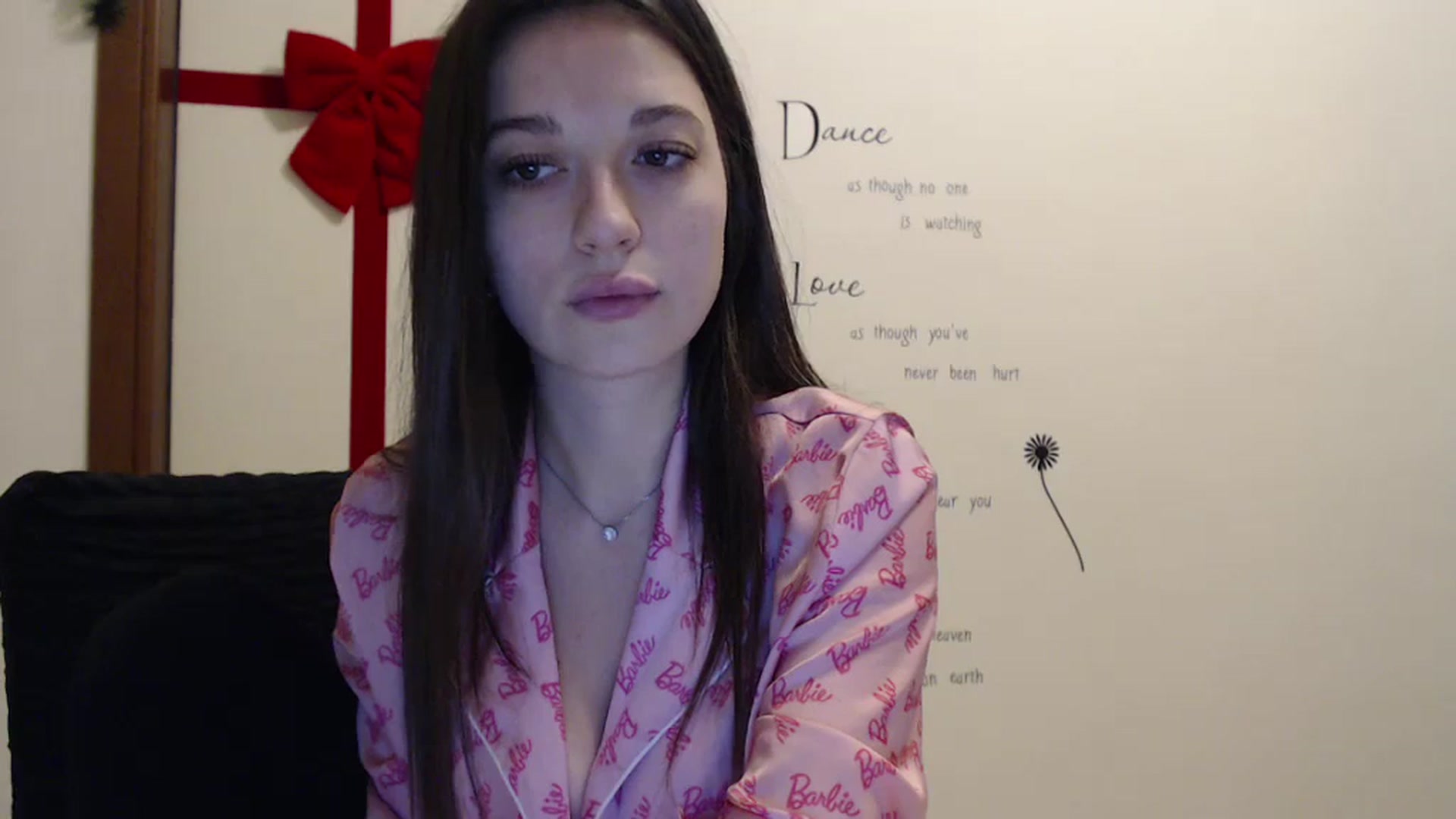 Gallery image thumbnail from Eva_Eldis's myfreecams stream on, 12/16/2025, 18:35 image 19 of 20