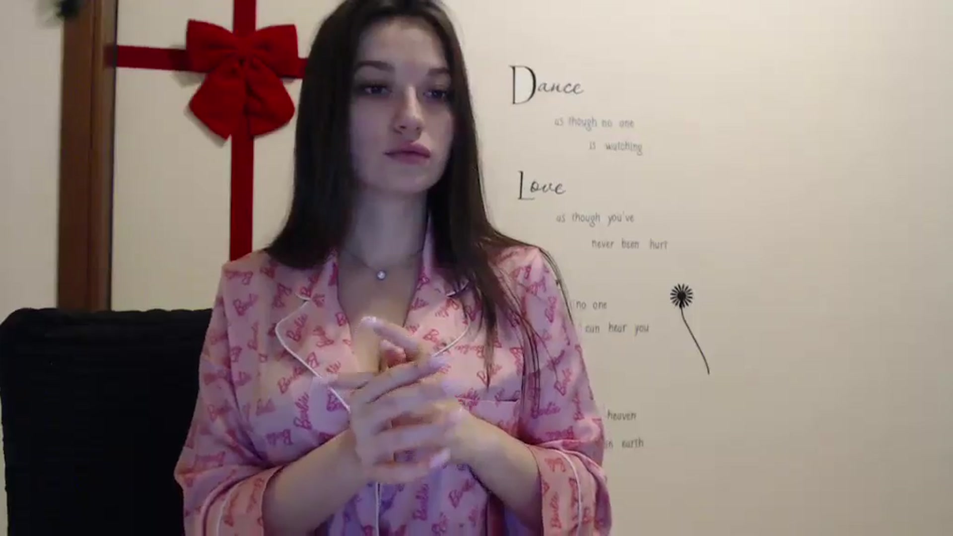 Gallery image thumbnail from Eva_Eldis's myfreecams stream on, 12/16/2025, 18:35 image 15 of 20