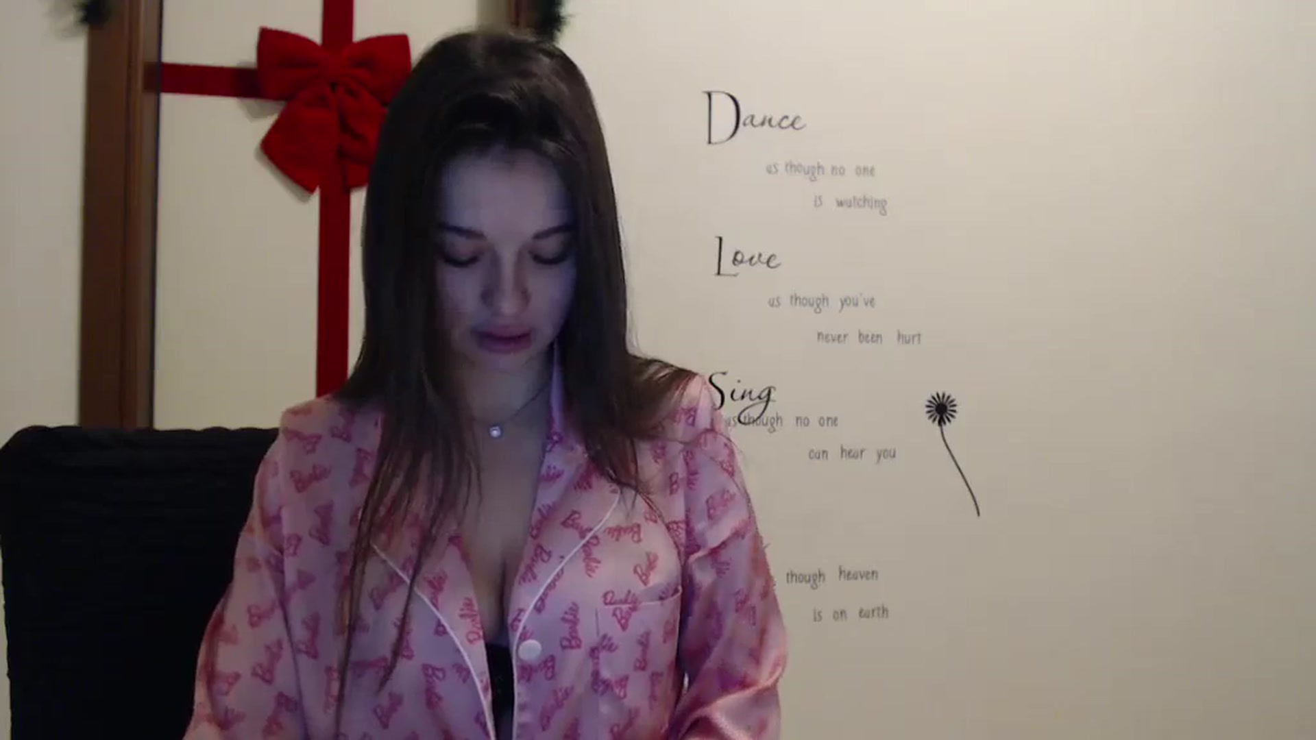 Gallery image thumbnail from Eva_Eldis's myfreecams stream on, 12/16/2025, 18:35 image 13 of 20