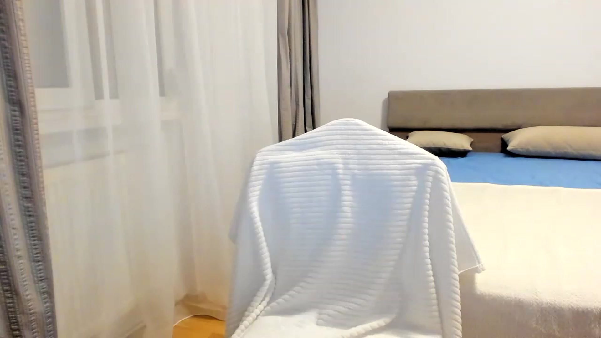 Gallery image thumbnail from Eva_EvansV's myfreecams stream on, 07/18/2023, 19:34 image 5 of 20
