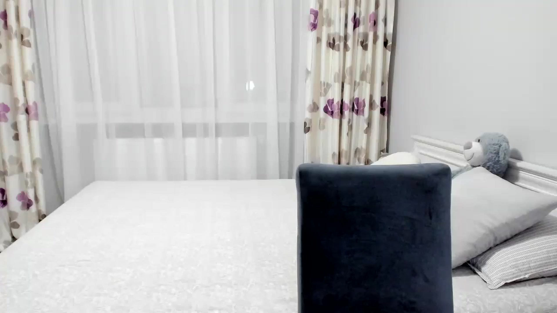 Gallery image thumbnail from Eva_EvansV's myfreecams stream on, 10/27/2023, 11:36 image 12 of 20