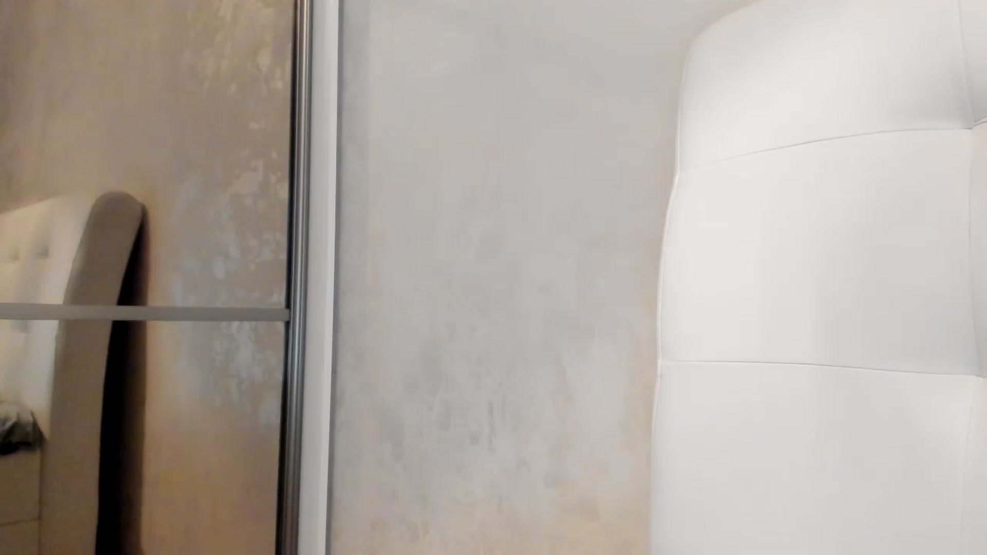 Gallery image thumbnail from Eva_EvansV's myfreecams stream on, 06/30/2024, 18:31 image 14 of 20