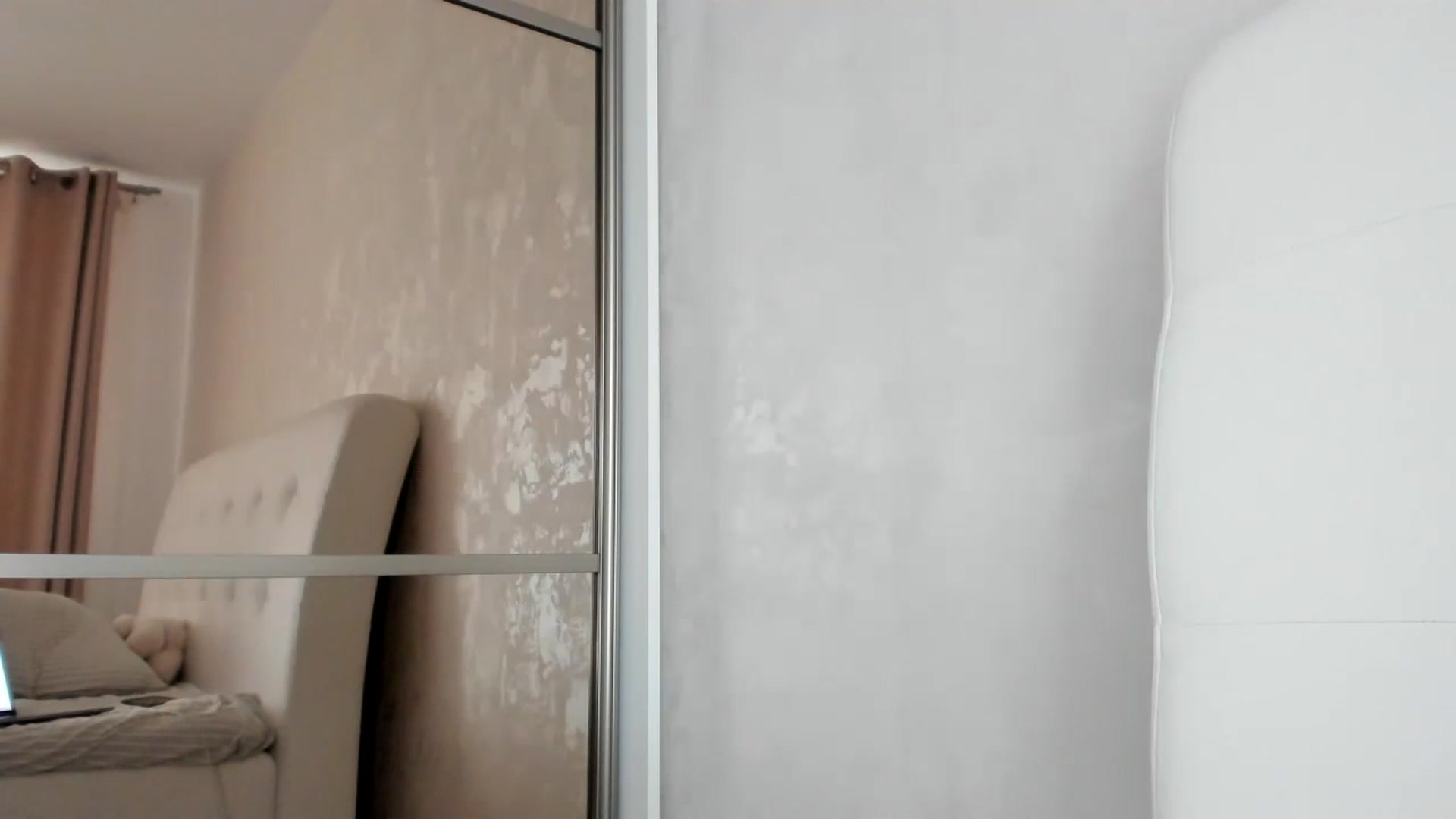 Gallery image thumbnail from Eva_EvansV's myfreecams stream on, 10/02/2024, 11:00 image 12 of 20
