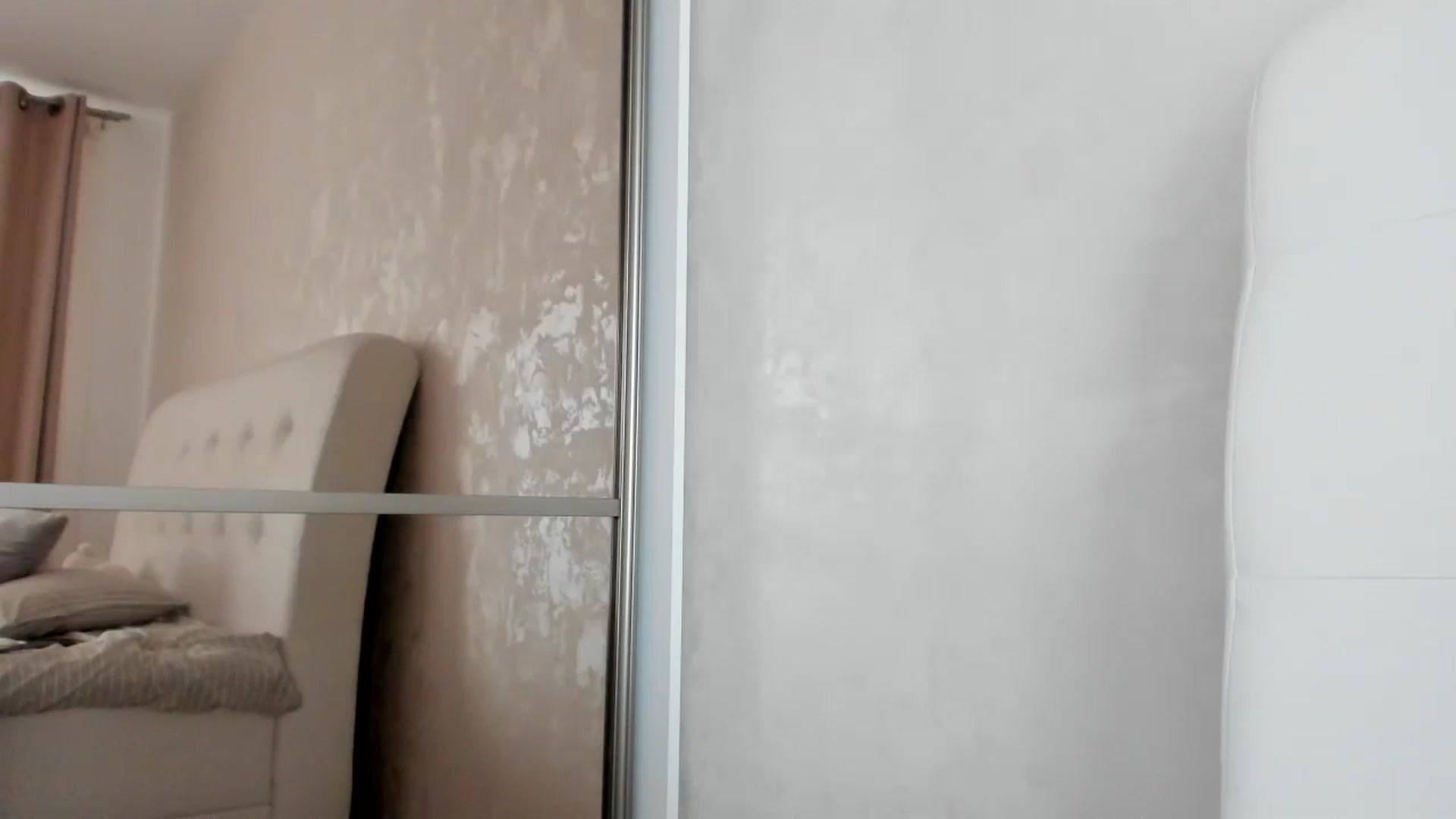 Gallery image thumbnail from Eva_EvansV's myfreecams stream on, 10/14/2024, 11:39 image 6 of 20