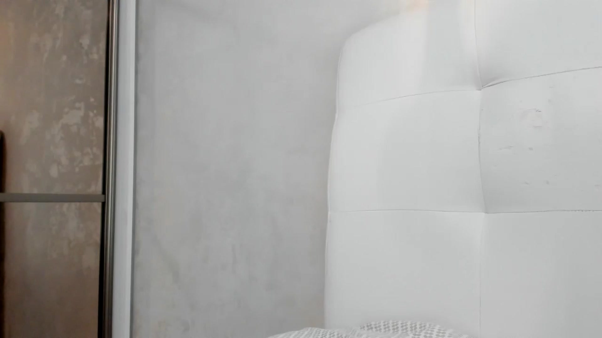 Gallery image thumbnail from Eva_EvansV's myfreecams stream on, 12/03/2024, 12:19 image 12 of 20