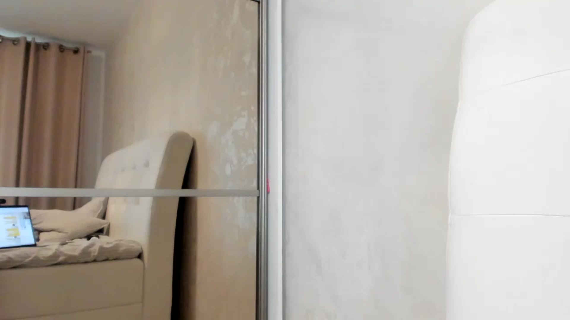 Gallery image thumbnail from Eva_EvansV's myfreecams stream on, 05/08/2025, 11:54 image 20 of 20