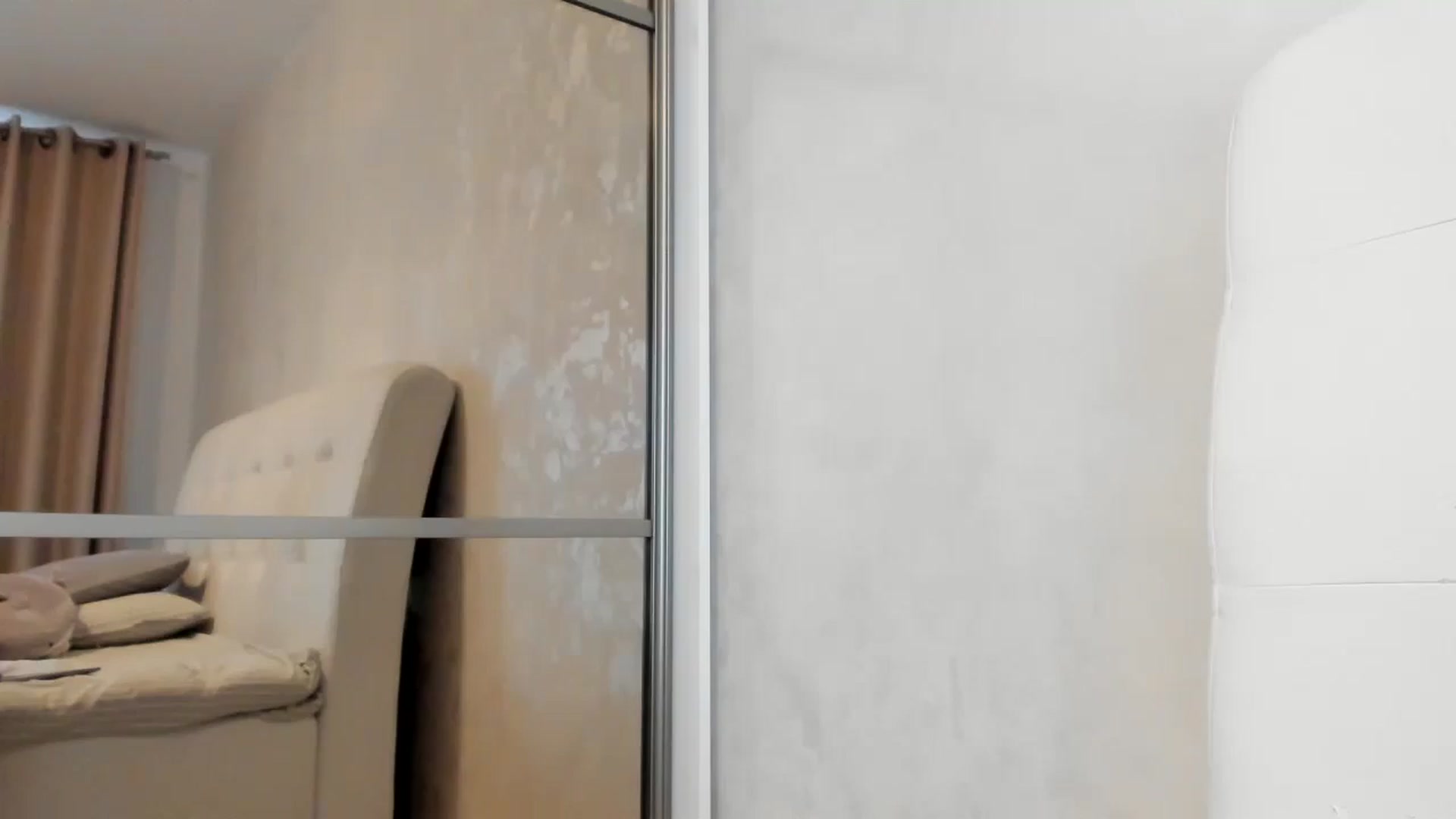 Gallery image thumbnail from Eva_EvansV's myfreecams stream on, 10/15/2025, 12:17 image 13 of 20