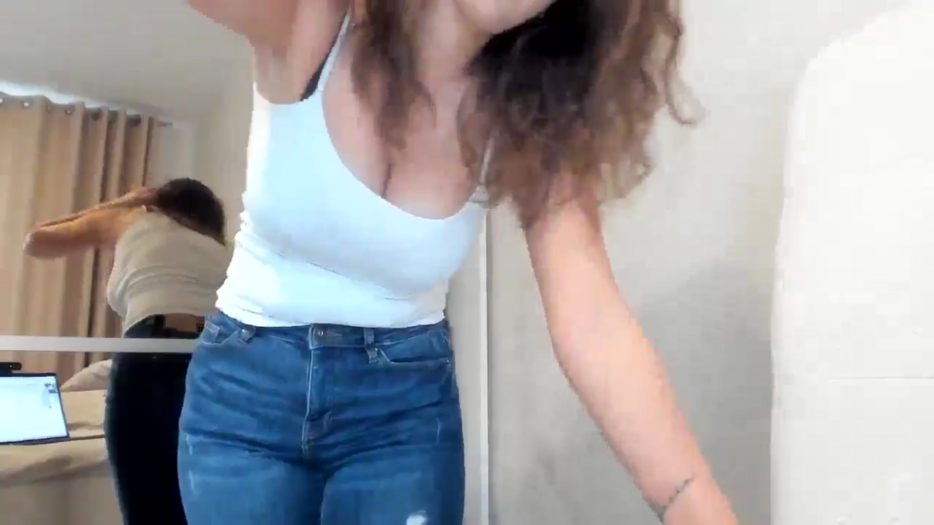 Gallery image thumbnail from Eva_EvansV's myfreecams stream on, 11/26/2025, 11:13 image 2 of 20