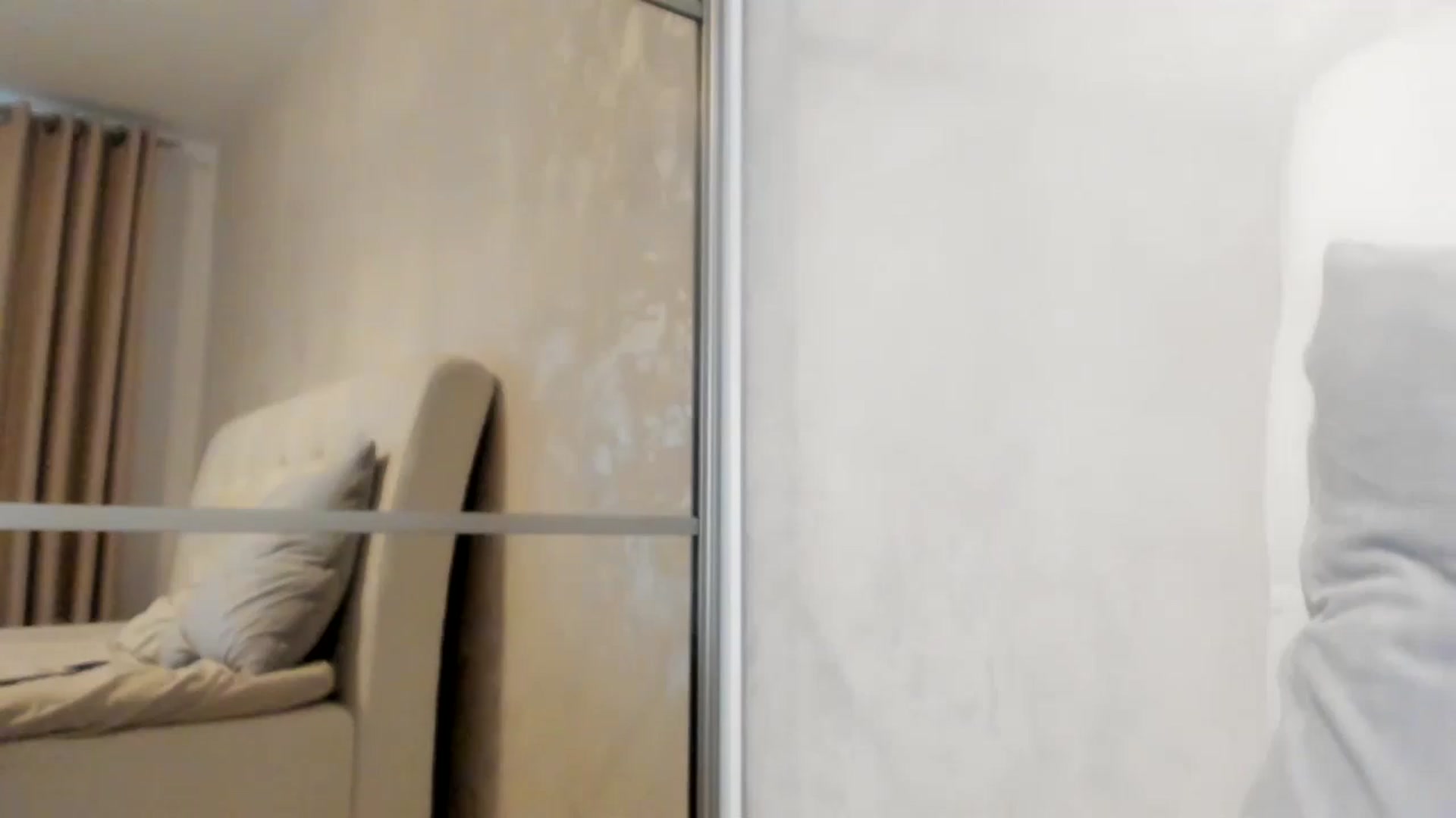 Gallery image thumbnail from Eva_EvansV's myfreecams stream on, 12/03/2025, 11:53 image 14 of 20