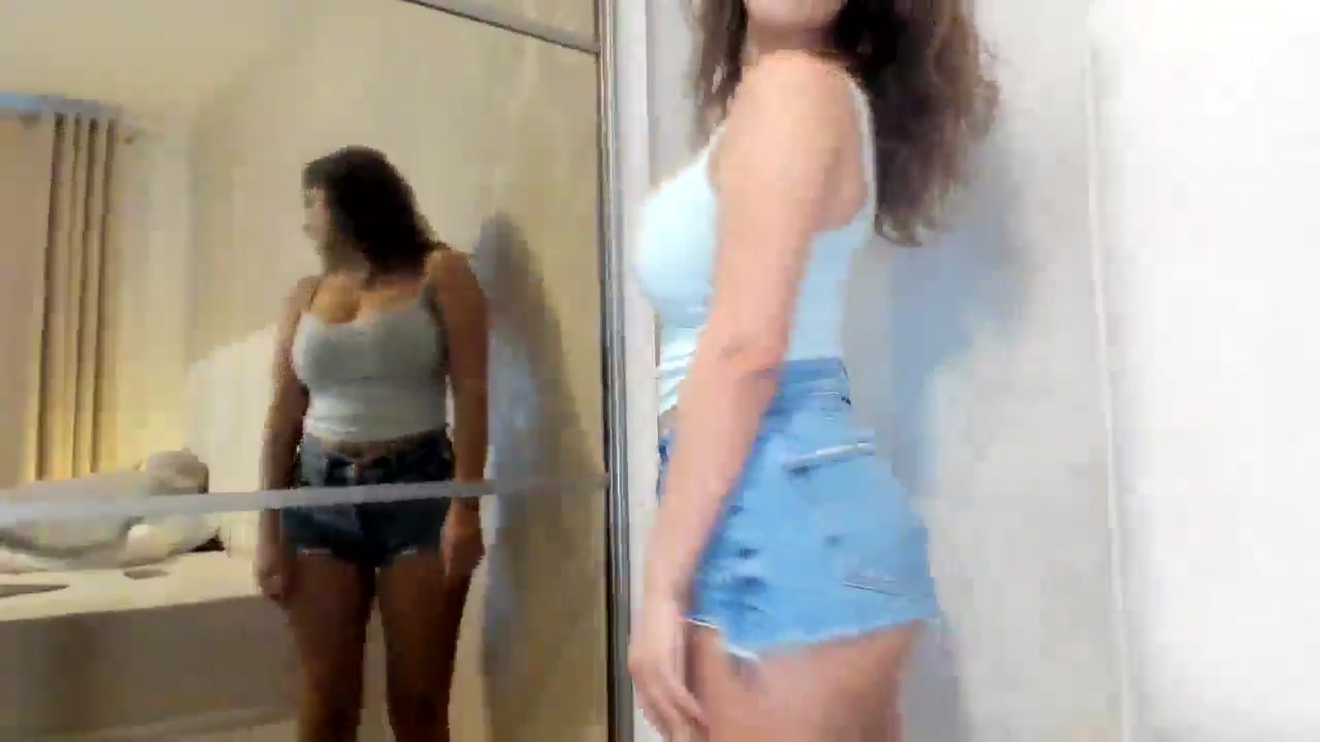 Gallery image thumbnail from Eva_EvansV's myfreecams stream on, 12/16/2025, 14:45 image 9 of 20