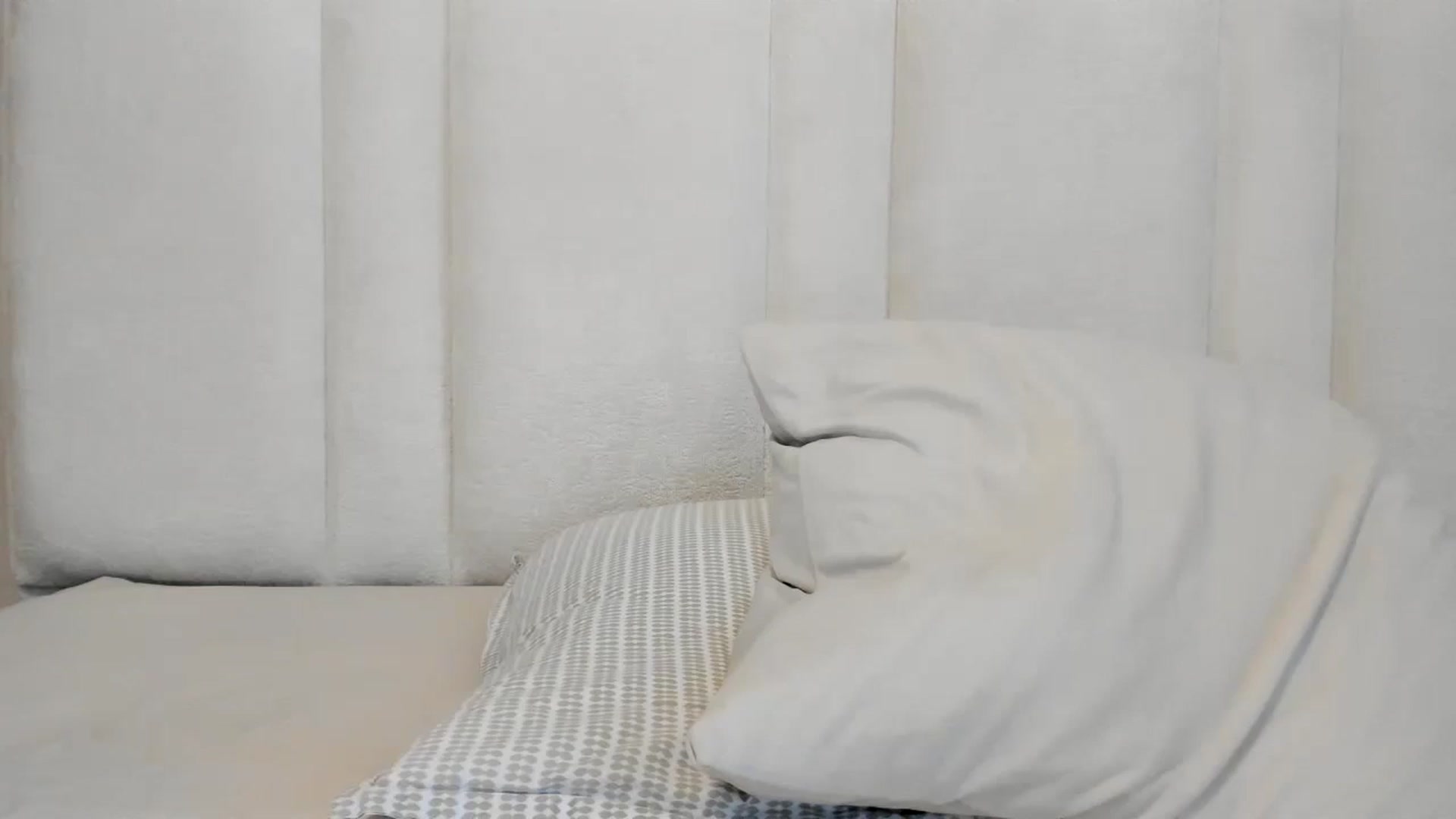 Gallery image thumbnail from Eva_EvansV's myfreecams stream on, 01/20/2026, 12:02 image 10 of 20
