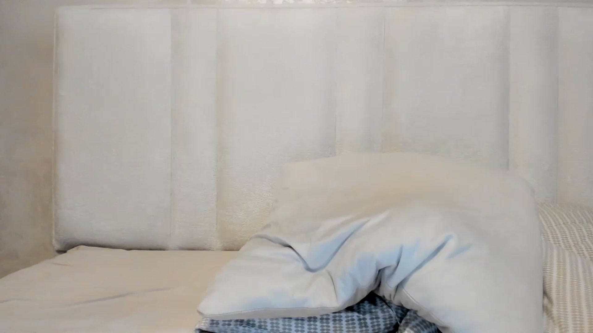 Gallery image thumbnail from Eva_EvansV's myfreecams stream on, 01/22/2026, 12:19 image 3 of 20
