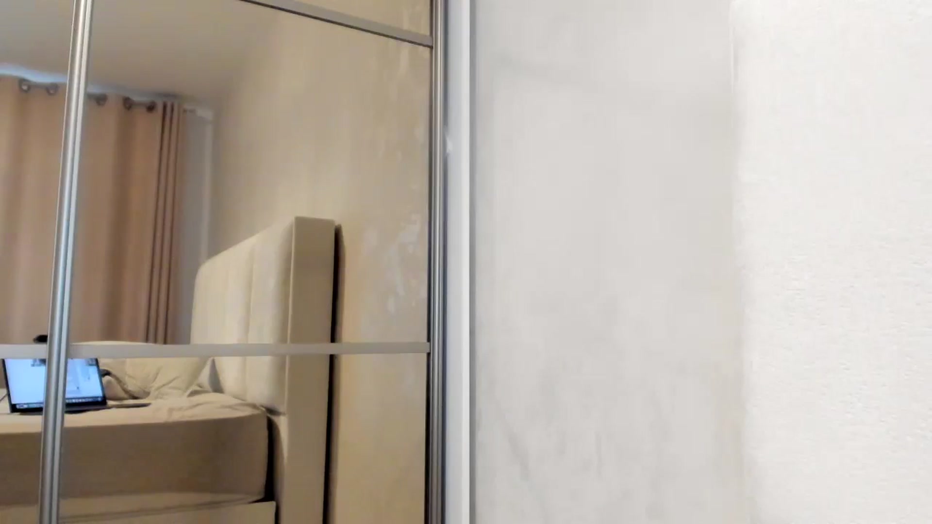 Gallery image thumbnail from Eva_EvansV's myfreecams stream on, 01/29/2026, 13:44 image 11 of 20