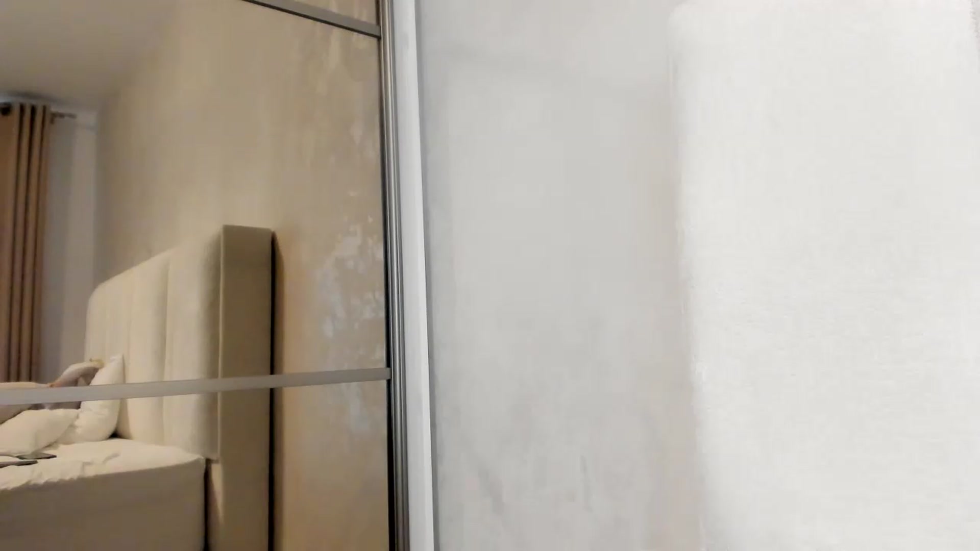 Gallery image thumbnail from Eva_EvansV's myfreecams stream on, 04/30/2026, 11:36 image 9 of 20