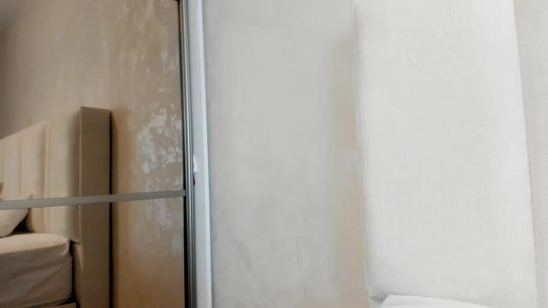 Gallery image thumbnail from Eva_EvansV's myfreecams stream on, 05/06/2026, 10:52 image 12 of 20