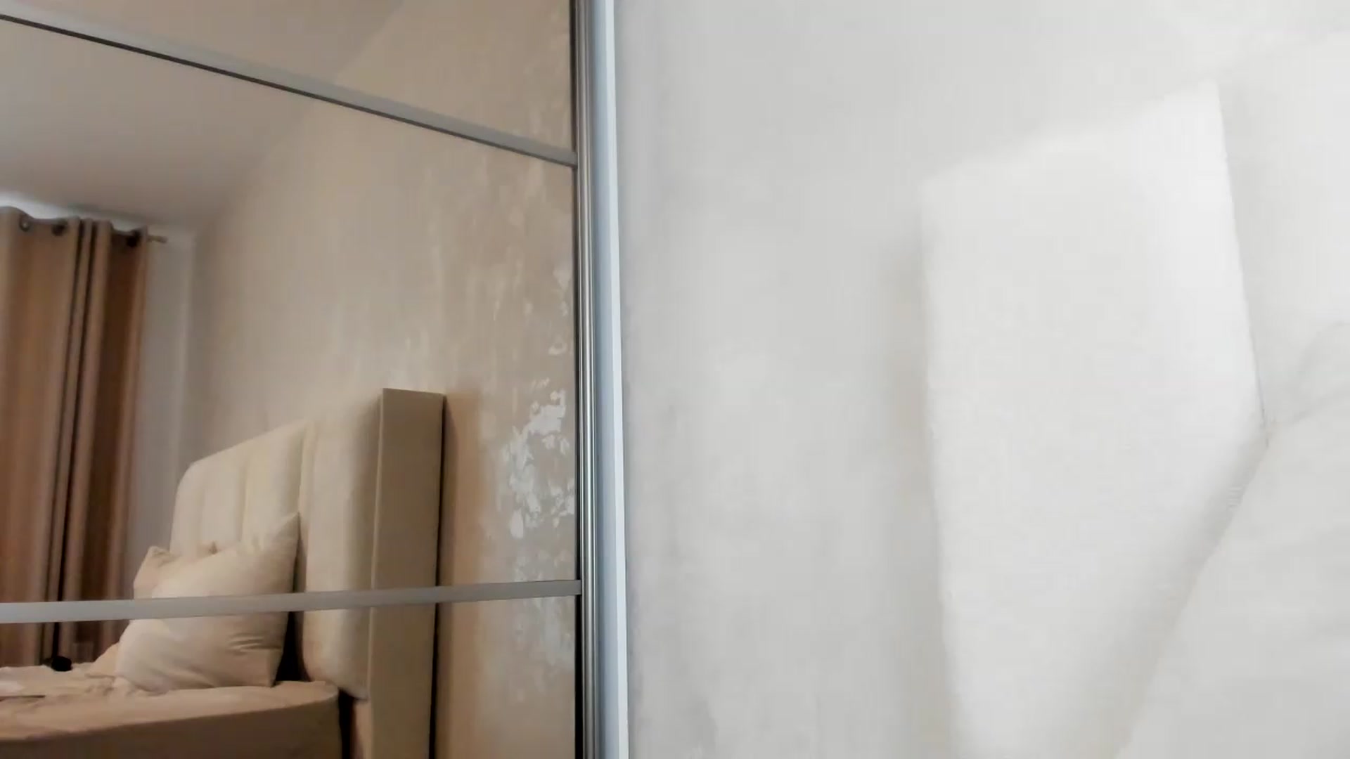 Gallery image thumbnail from Eva_EvansV's myfreecams stream on, 05/12/2026, 11:57 image 18 of 20