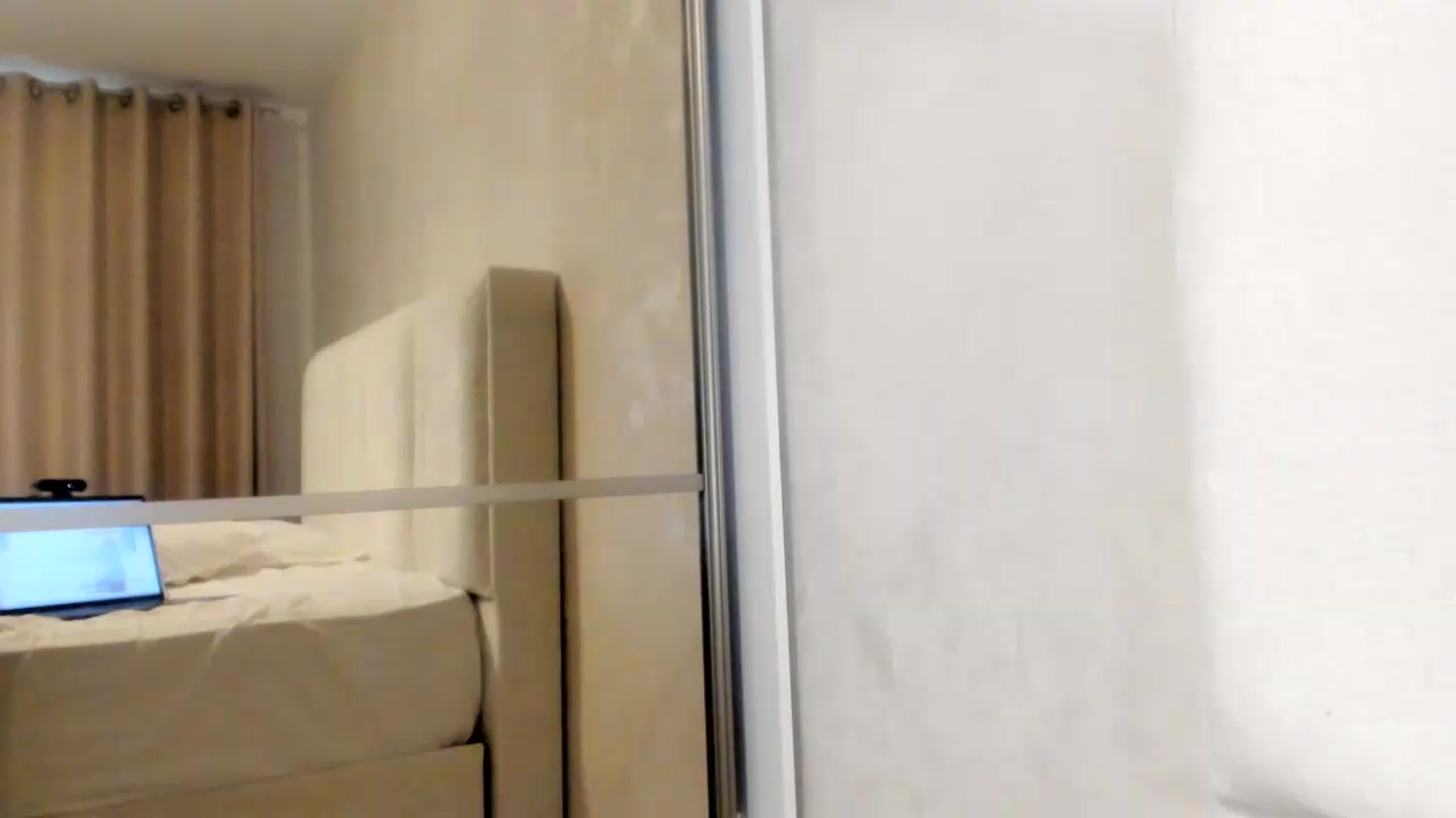 Gallery image thumbnail from Eva_EvansV's myfreecams stream on, 07/10/2026, 14:28 image 16 of 20