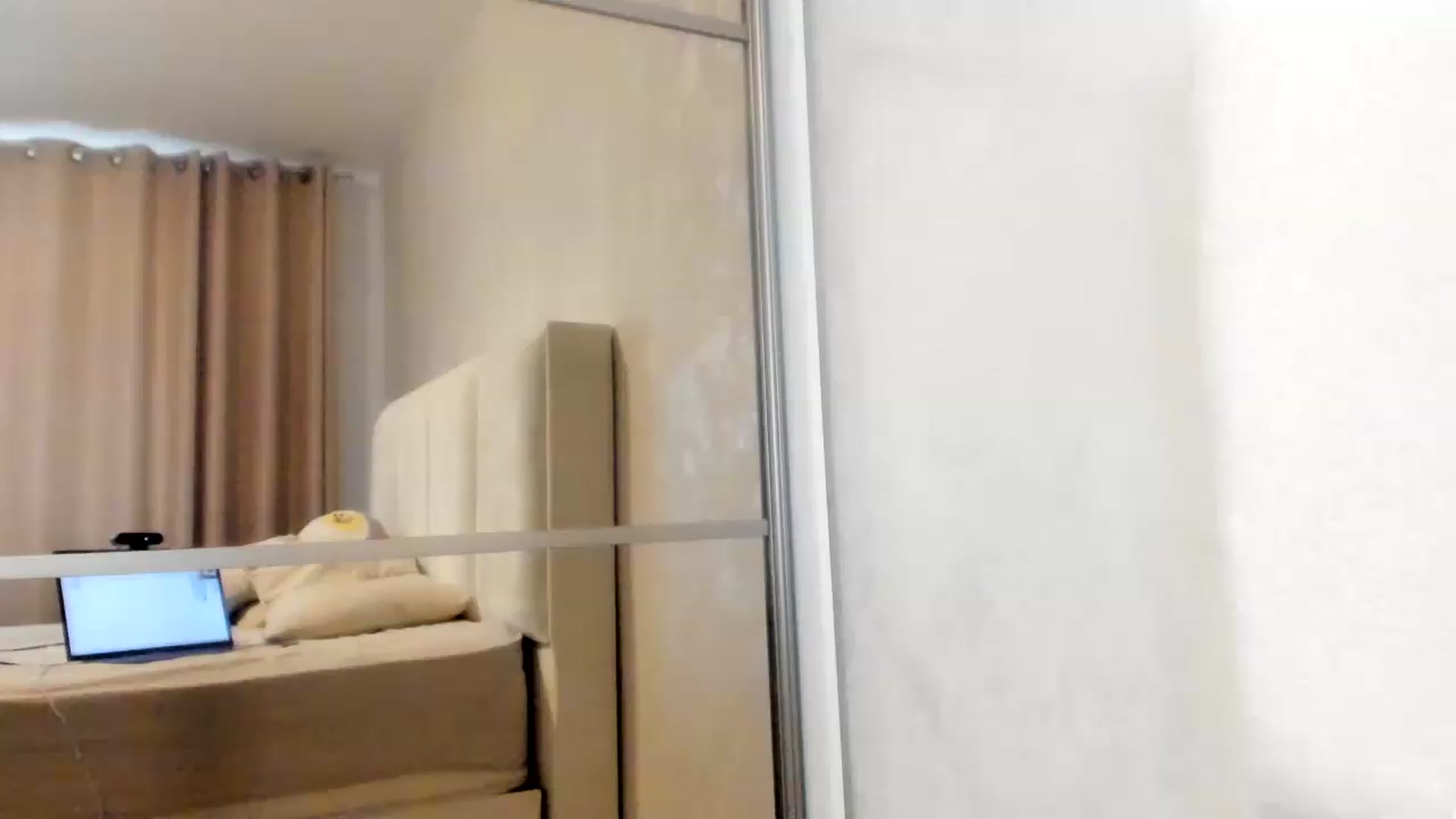 Gallery image thumbnail from Eva_EvansV's myfreecams stream on, 09/07/2026, 10:49 image 1 of 20