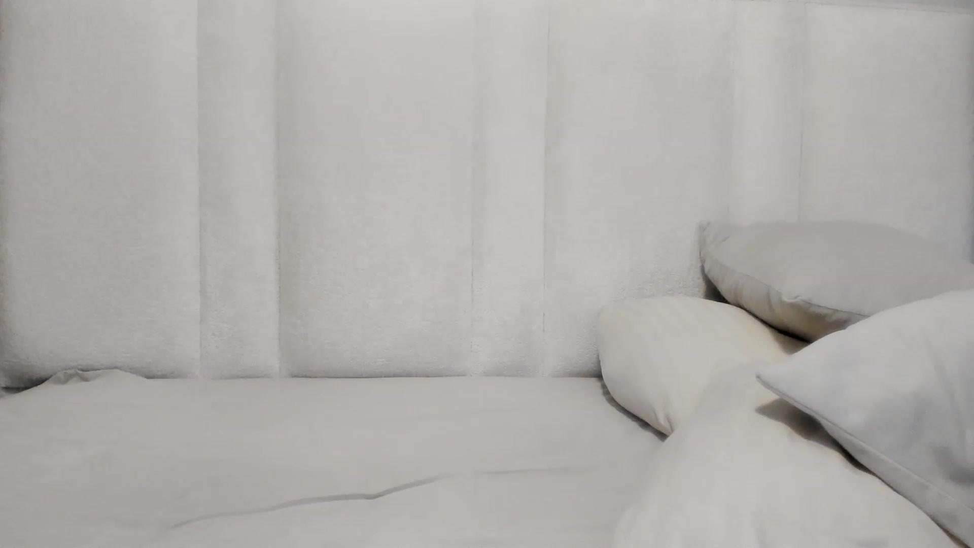 Gallery image thumbnail from Eva_EvansV's myfreecams stream on, 09/11/2026, 10:03 image 4 of 20