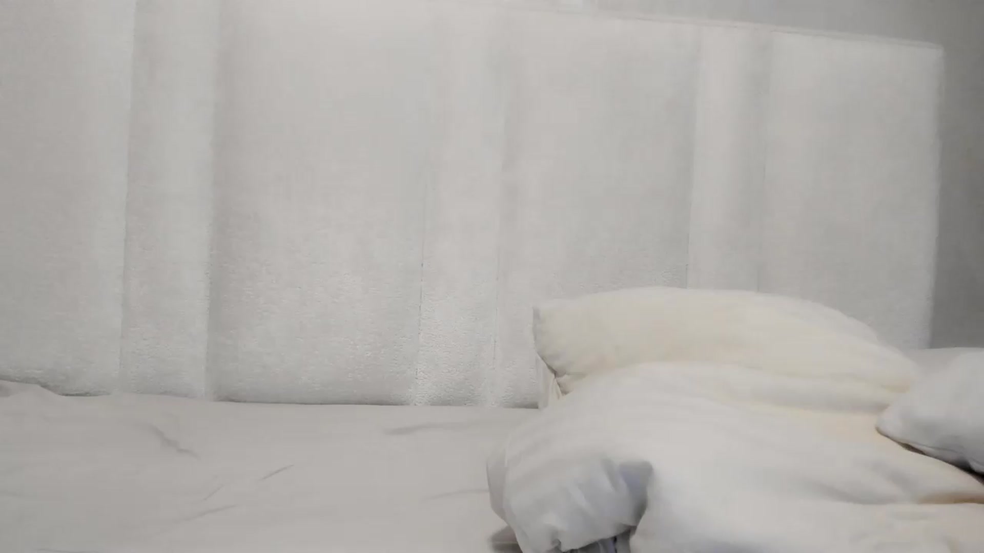 Gallery image thumbnail from Eva_EvansV's myfreecams stream on, 09/15/2026, 11:17 image 16 of 20