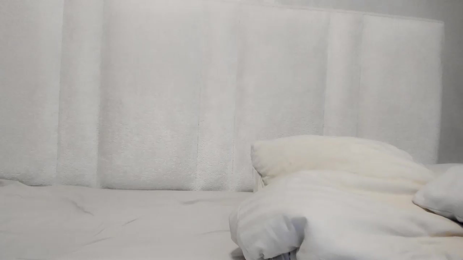 Gallery image thumbnail from Eva_EvansV's myfreecams stream on, 09/15/2026, 11:17 image 18 of 20