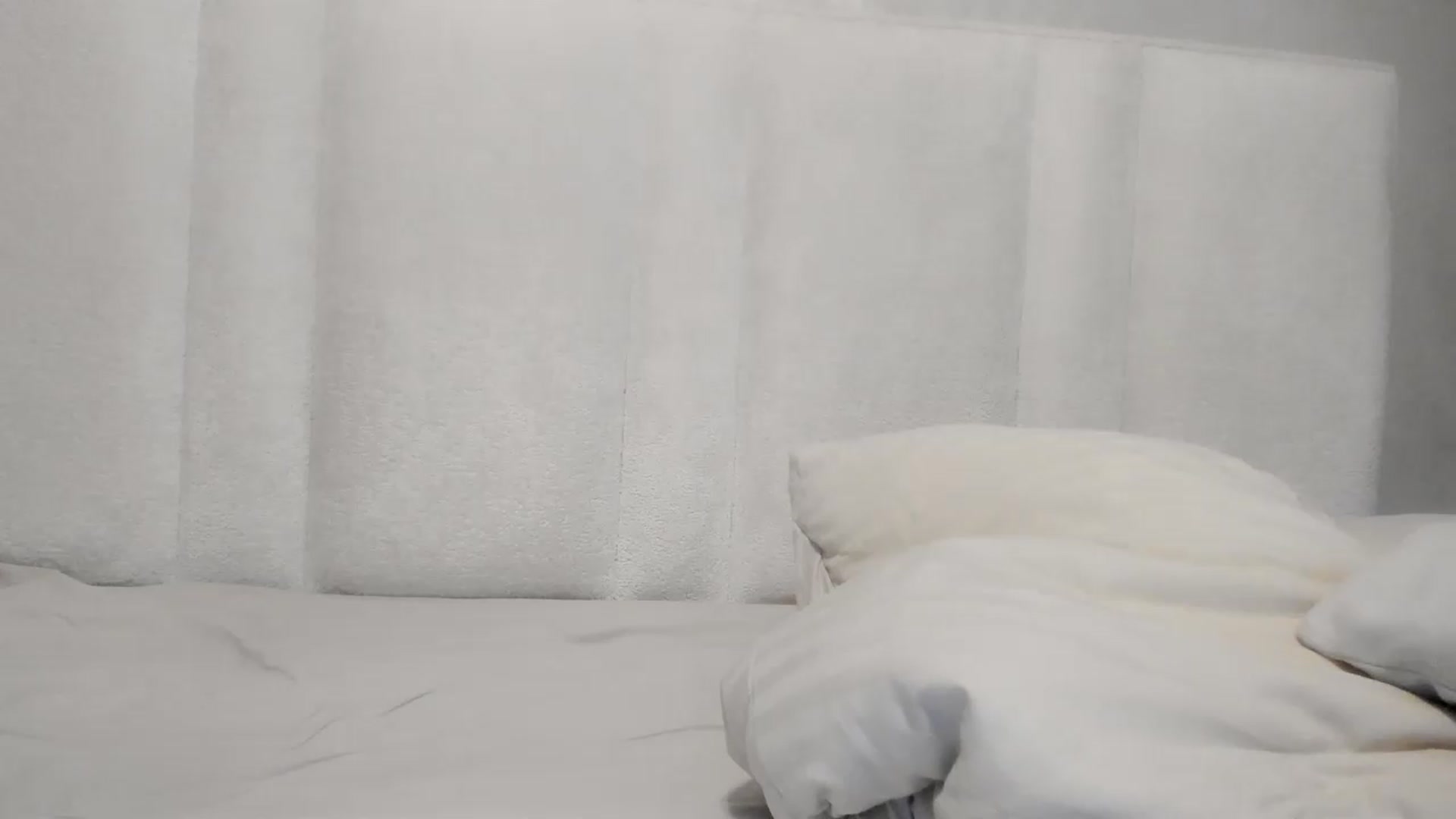 Gallery image thumbnail from Eva_EvansV's myfreecams stream on, 09/15/2026, 11:17 image 11 of 20