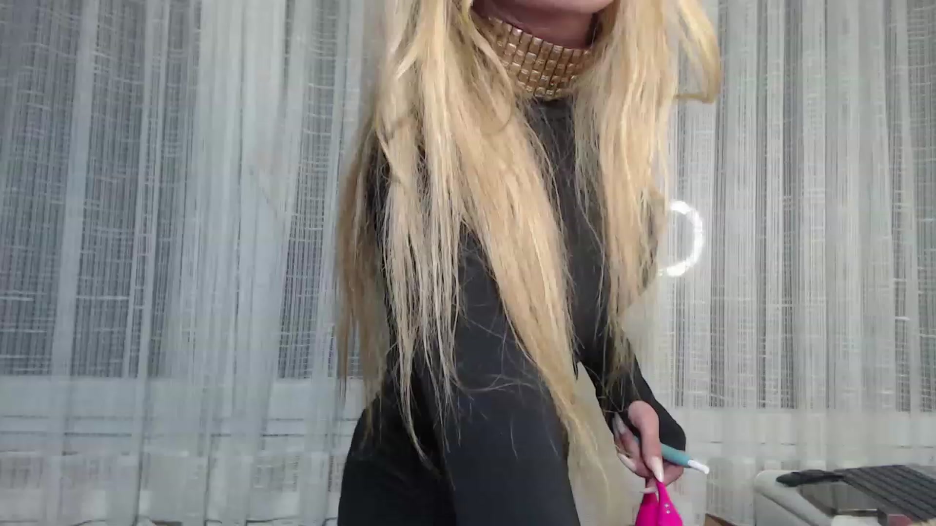 Gallery image thumbnail from Eva_Goddess's myfreecams stream on, 12/01/2022, 18:17 image 11 of 20