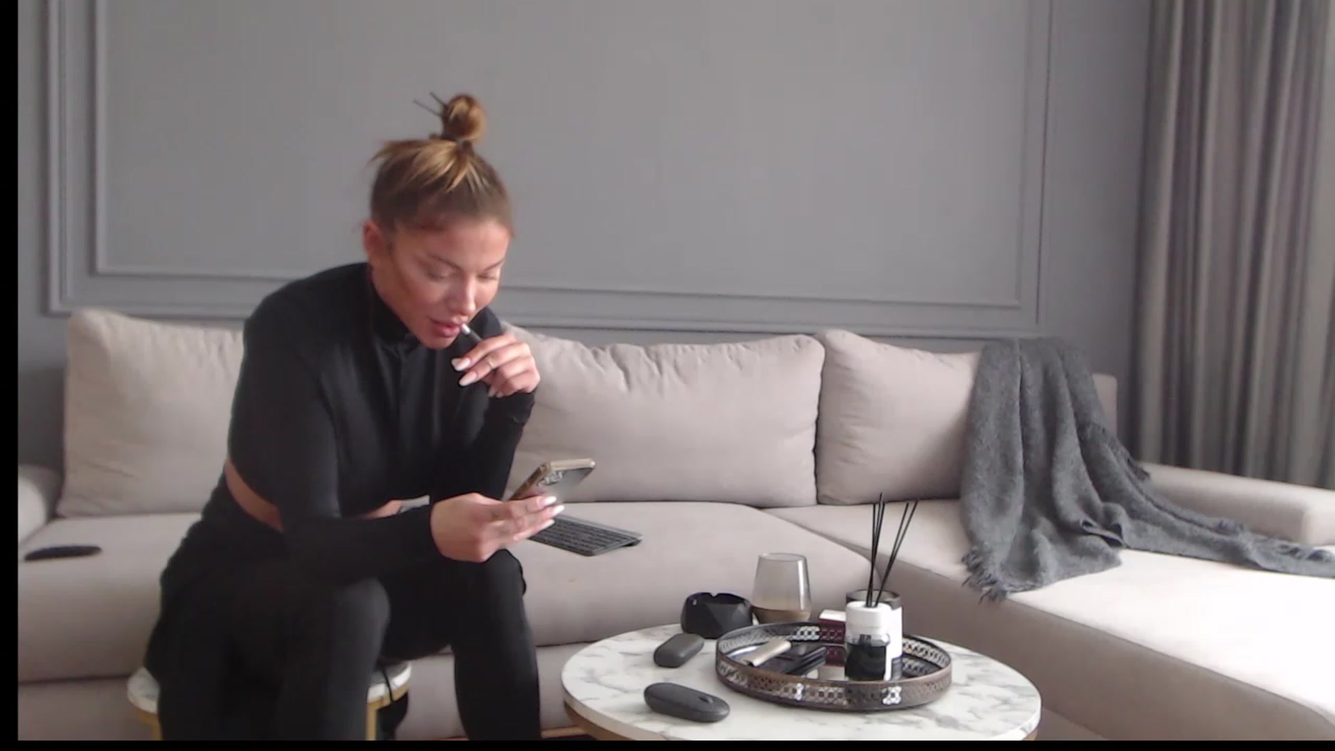 Gallery image thumbnail from Eva_Goddess's myfreecams stream on, 06/15/2023, 08:34 image 7 of 20