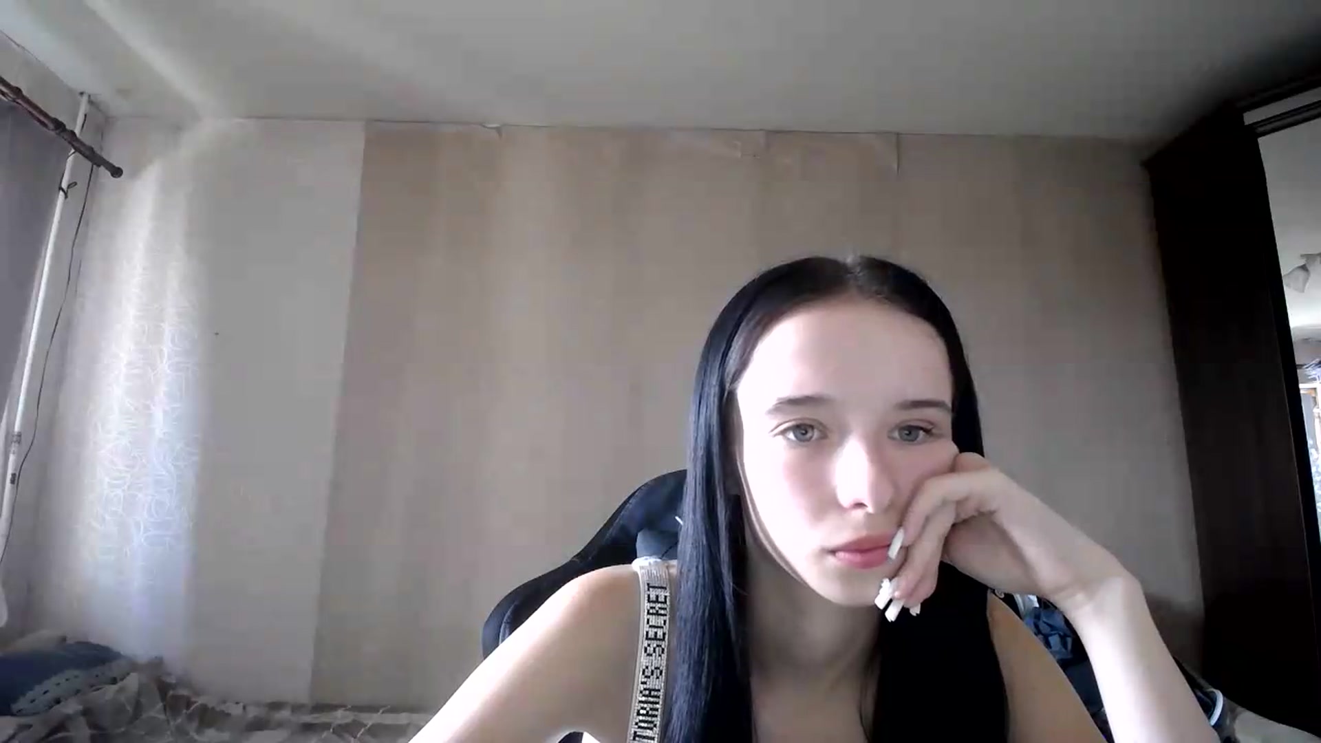 Gallery image thumbnail from Eva_Laurent's myfreecams stream on, 08/31/2026, 08:14 image 12 of 20