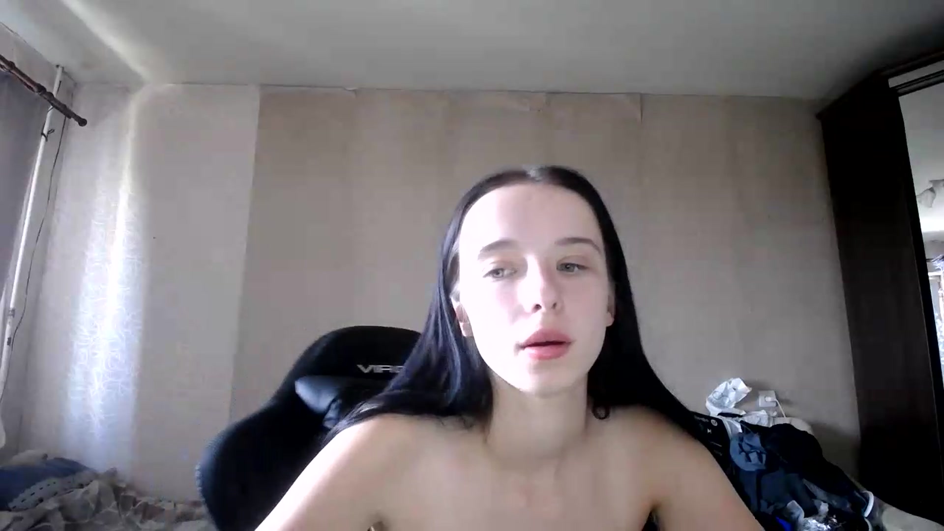 Gallery image thumbnail from Eva_Laurent's myfreecams stream on, 08/31/2026, 10:04 image 12 of 20