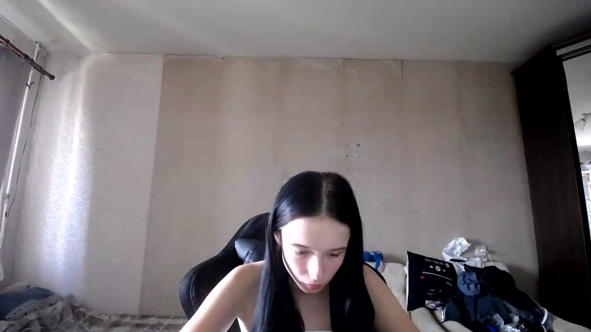 Gallery image thumbnail from Eva_Laurent's myfreecams stream on, 08/31/2026, 10:04 image 6 of 20