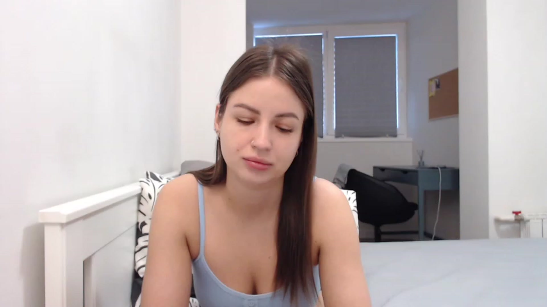 Gallery image thumbnail from Eva_Magic's myfreecams stream on, 12/26/2022, 04:18 image 7 of 20