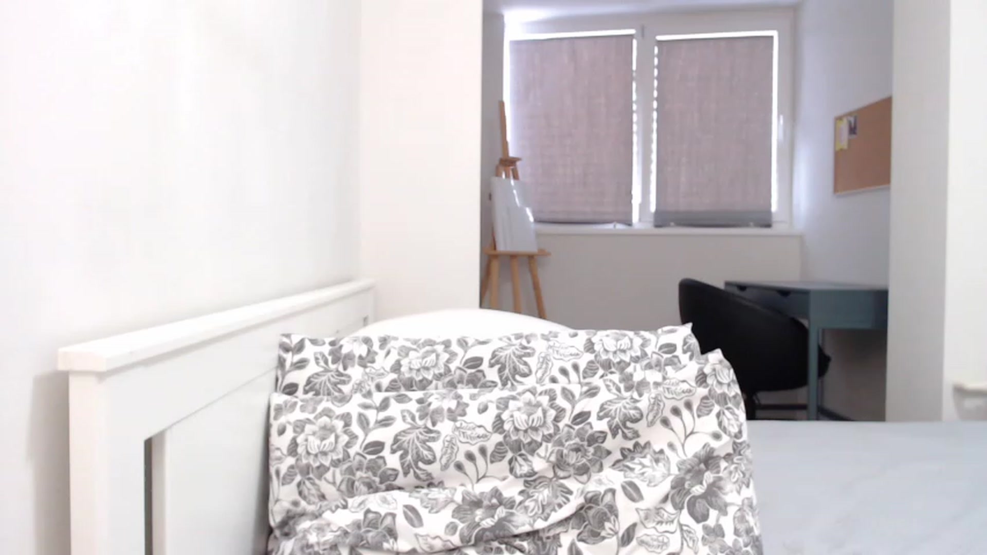 Gallery image thumbnail from Eva_Magic's myfreecams stream on, 01/13/2023, 05:46 image 13 of 20