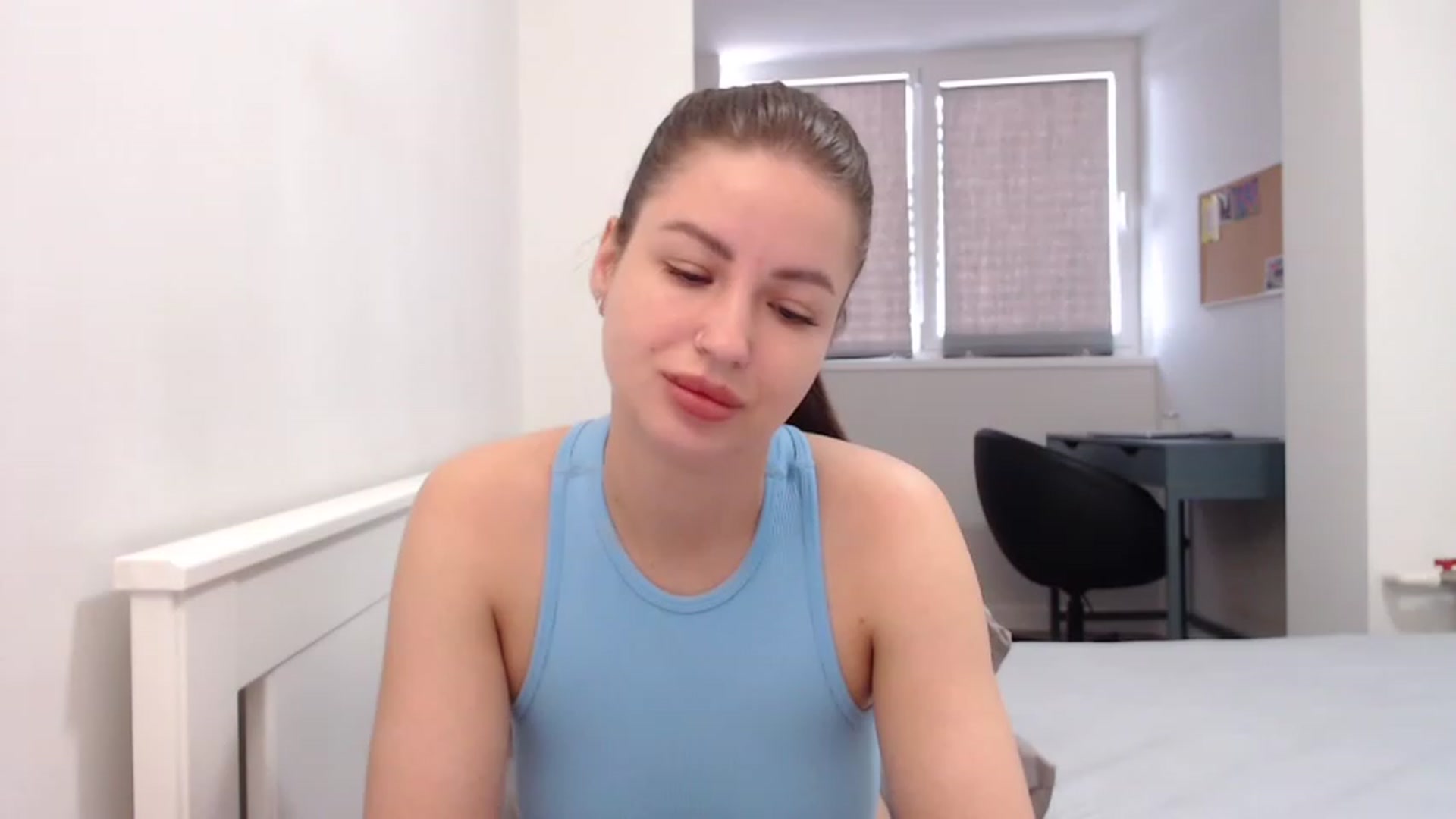 Gallery image thumbnail from Eva_Magic's myfreecams stream on, 05/16/2023, 04:02 image 4 of 20