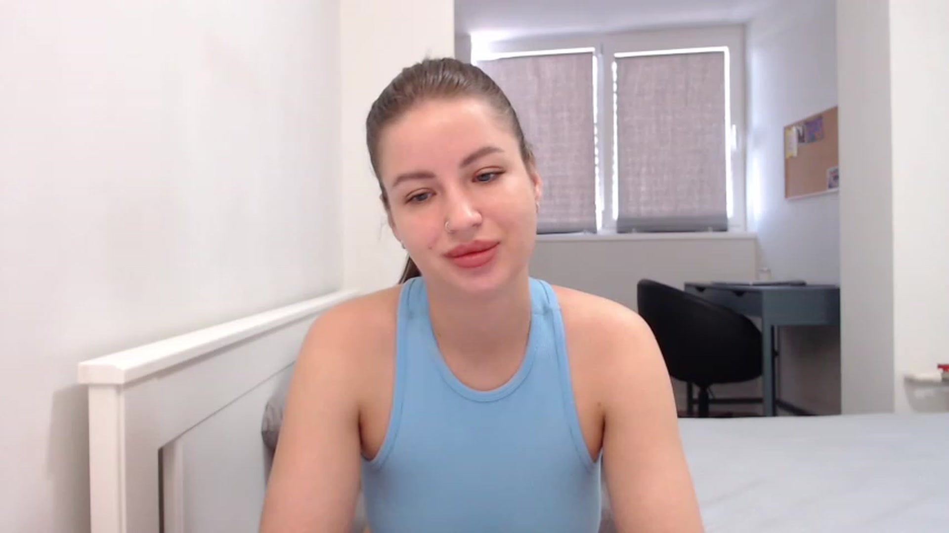 Gallery image thumbnail from Eva_Magic's myfreecams stream on, 05/16/2023, 04:02 image 20 of 20