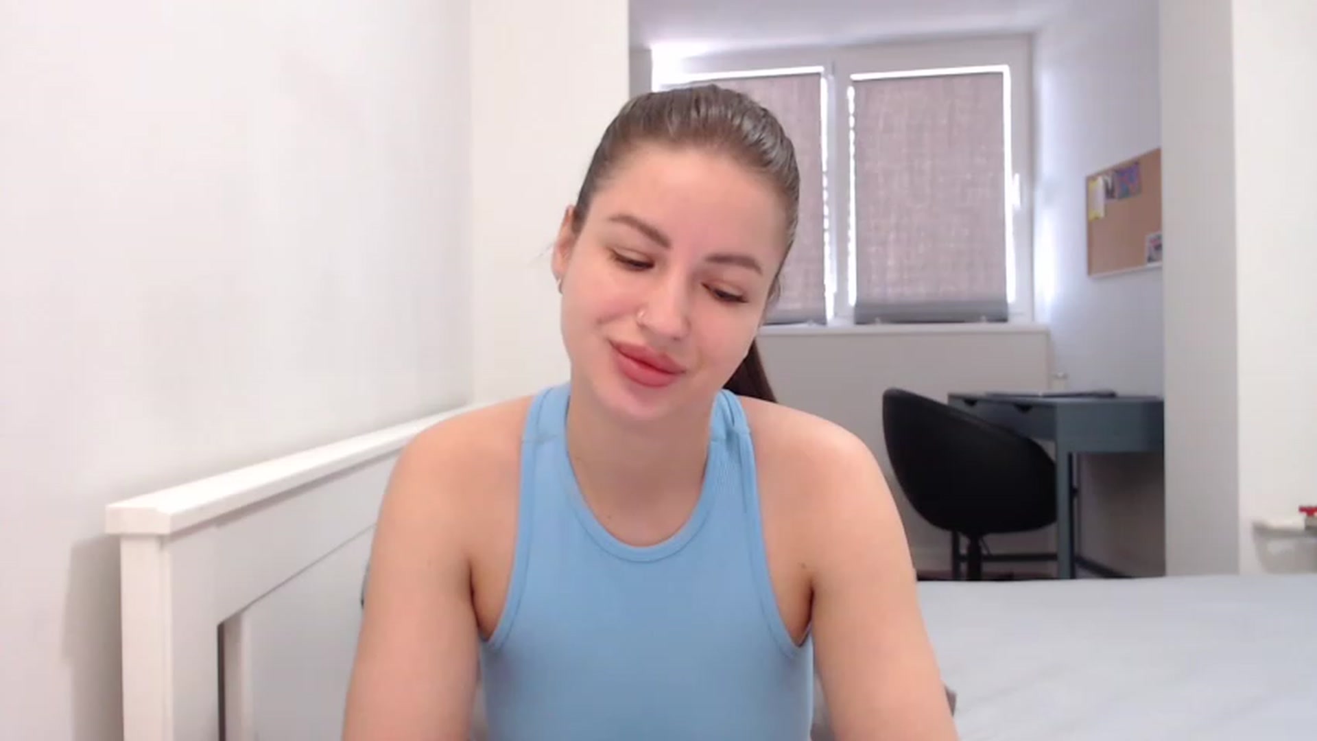 Gallery image thumbnail from Eva_Magic's myfreecams stream on, 05/16/2023, 04:02 image 19 of 20