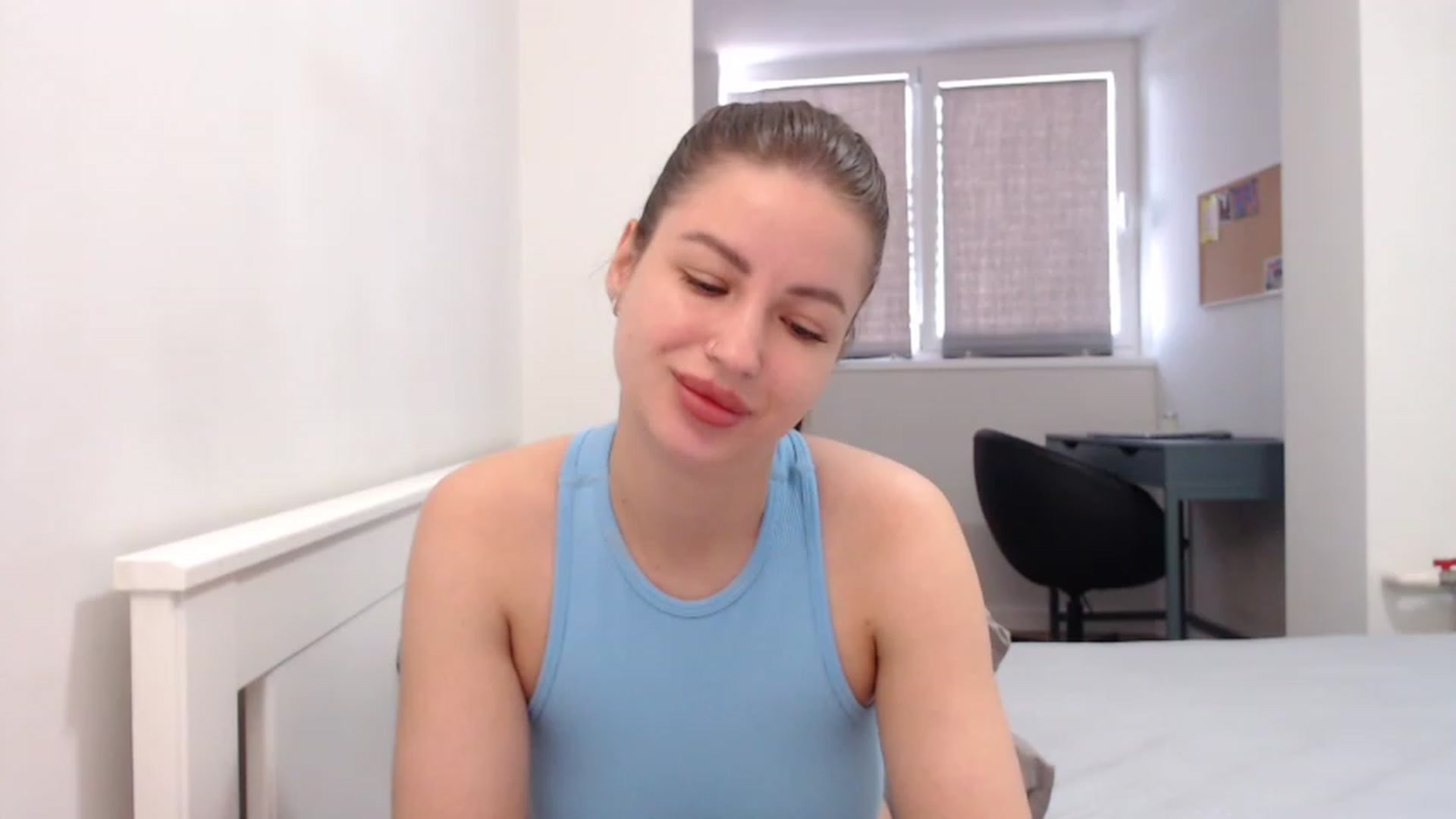 Gallery image thumbnail from Eva_Magic's myfreecams stream on, 05/16/2023, 04:02 image 10 of 20