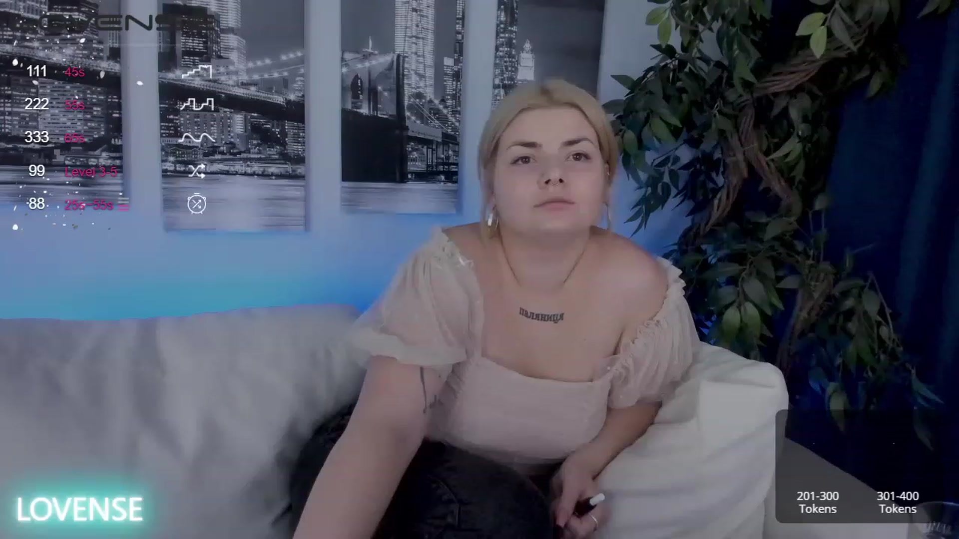 Gallery image thumbnail from Eva__Kamenski's myfreecams stream on, 01/23/2023, 03:48 image 18 of 20