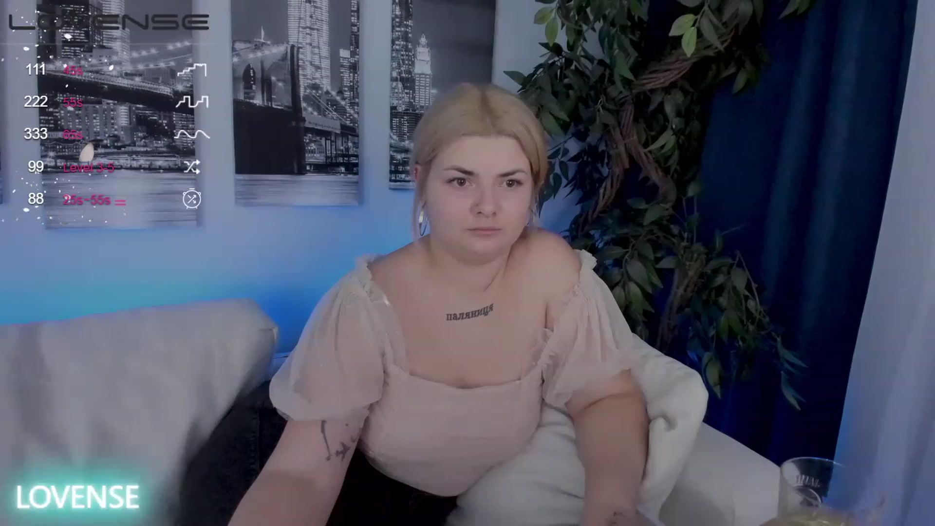 Gallery image thumbnail from Eva__Kamenski's myfreecams stream on, 01/23/2023, 03:48 image 20 of 20