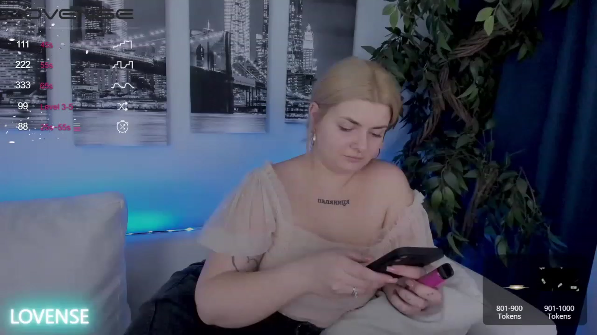 Gallery image thumbnail from Eva__Kamenski's myfreecams stream on, 01/23/2023, 03:48 image 10 of 20