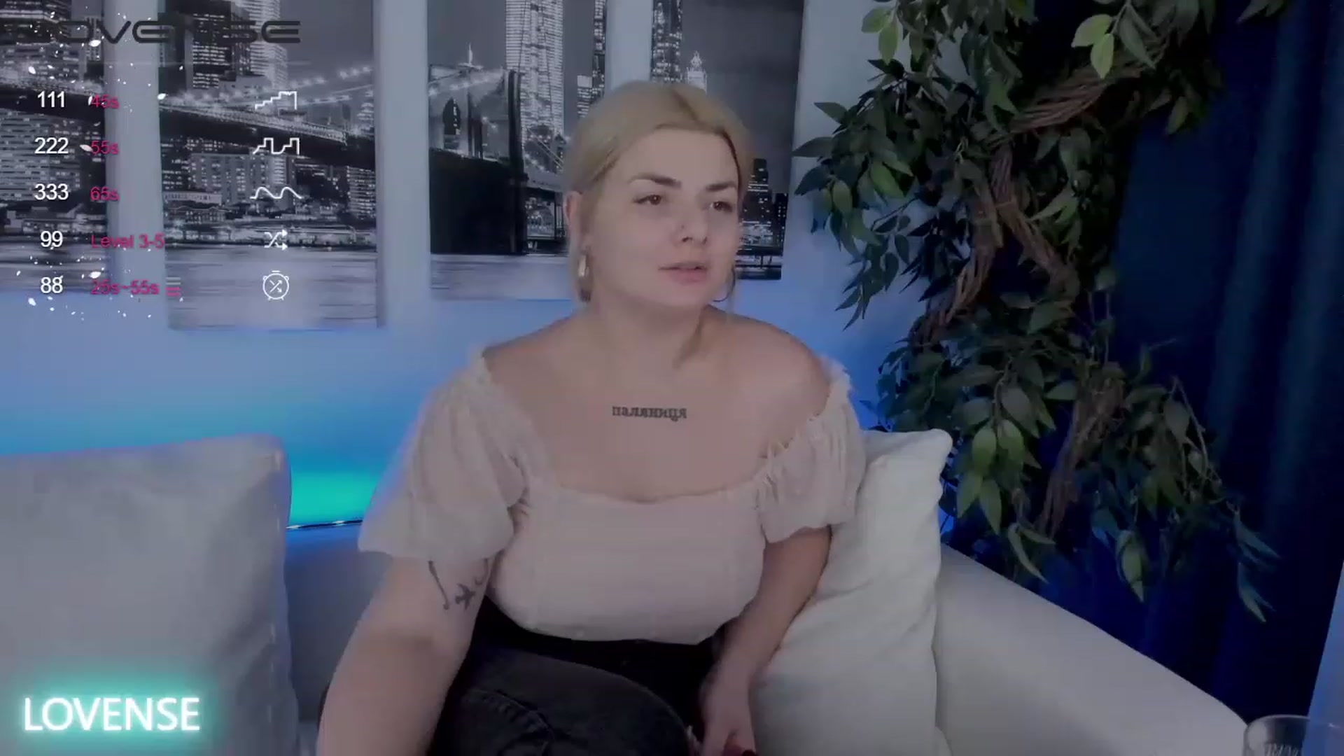 Gallery image thumbnail from Eva__Kamenski's myfreecams stream on, 01/23/2023, 03:48 image 5 of 20