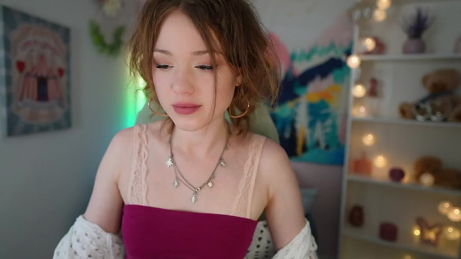 Gallery image thumbnail from Eva_grey18's myfreecams stream on, 04/29/2024, 19:12 image 6 of 20