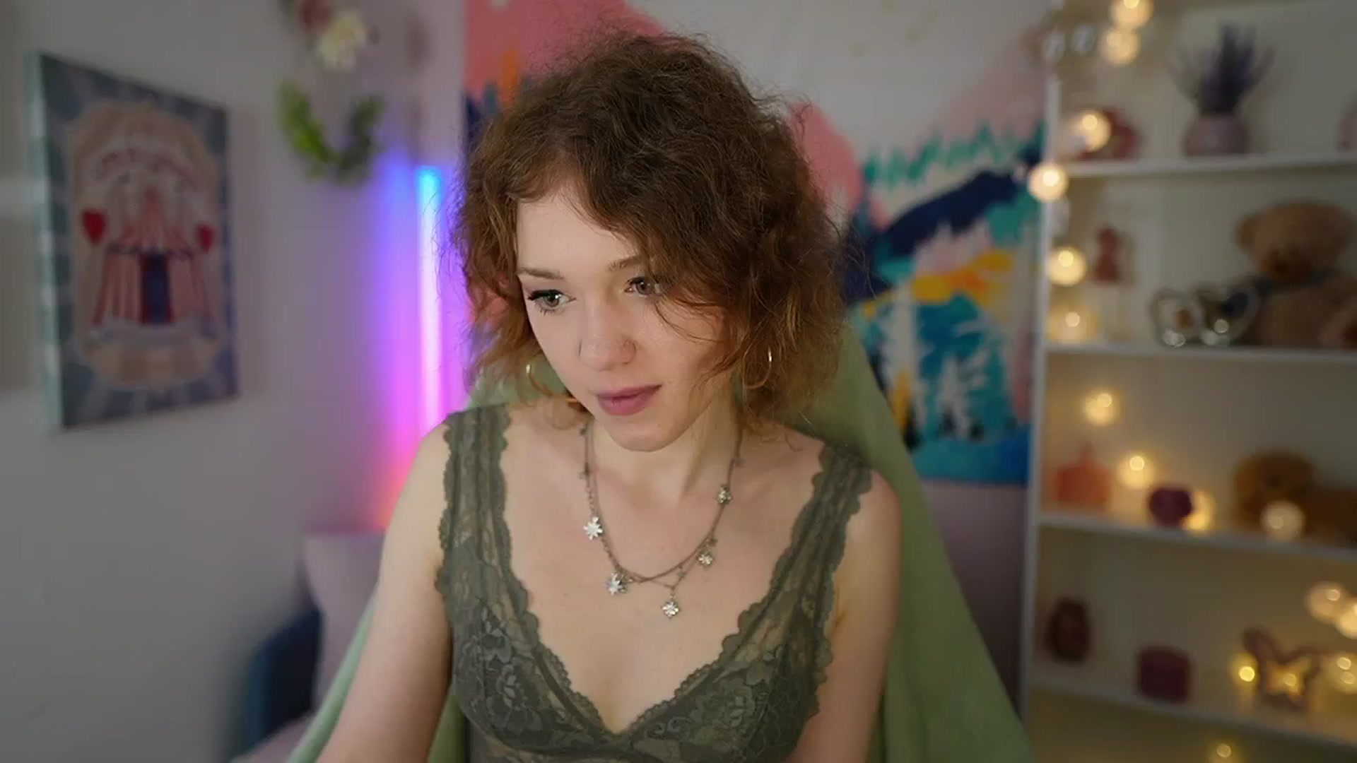 Gallery image thumbnail from Eva_grey18's myfreecams stream on, 05/02/2024, 20:35 image 12 of 20