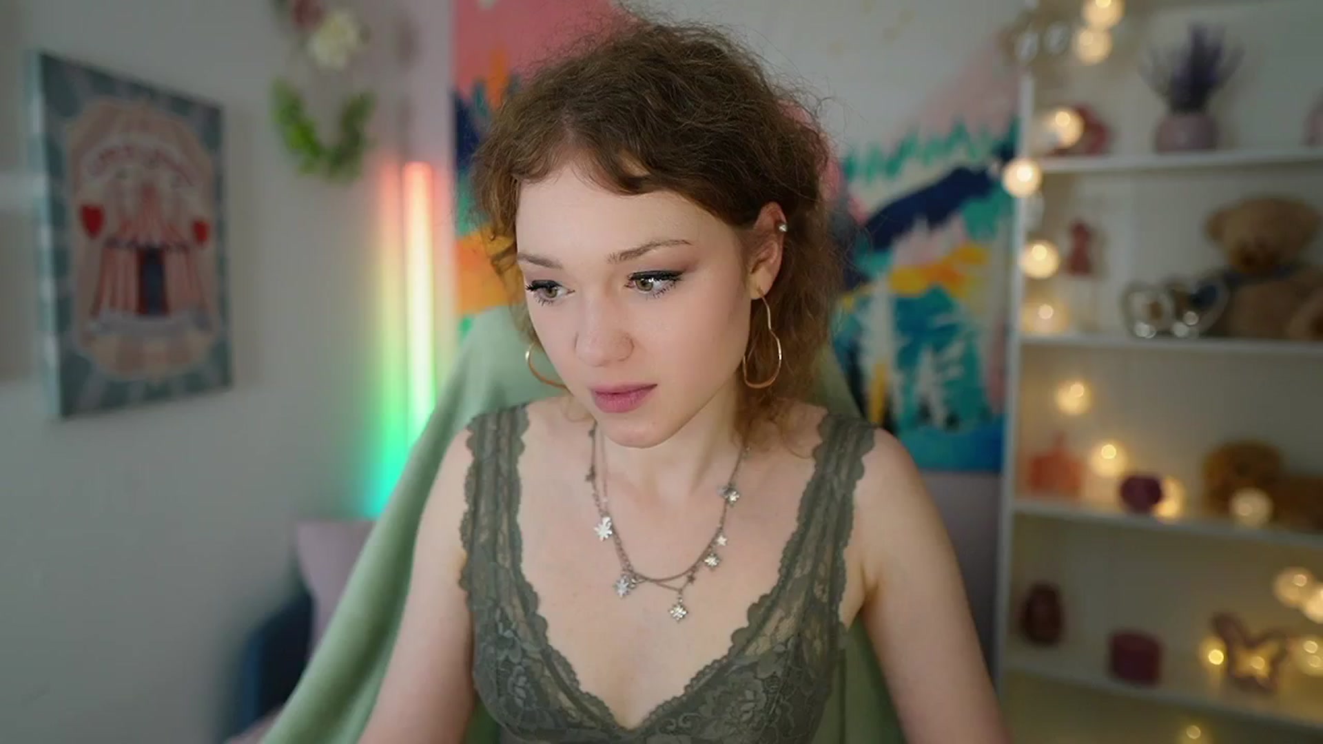 Gallery image thumbnail from Eva_grey18's myfreecams stream on, 05/02/2024, 20:35 image 10 of 20